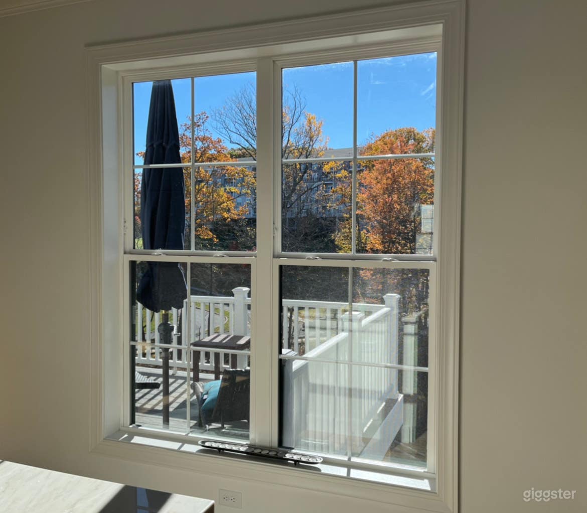 Brand new Loft Style Townhouse Photo 3