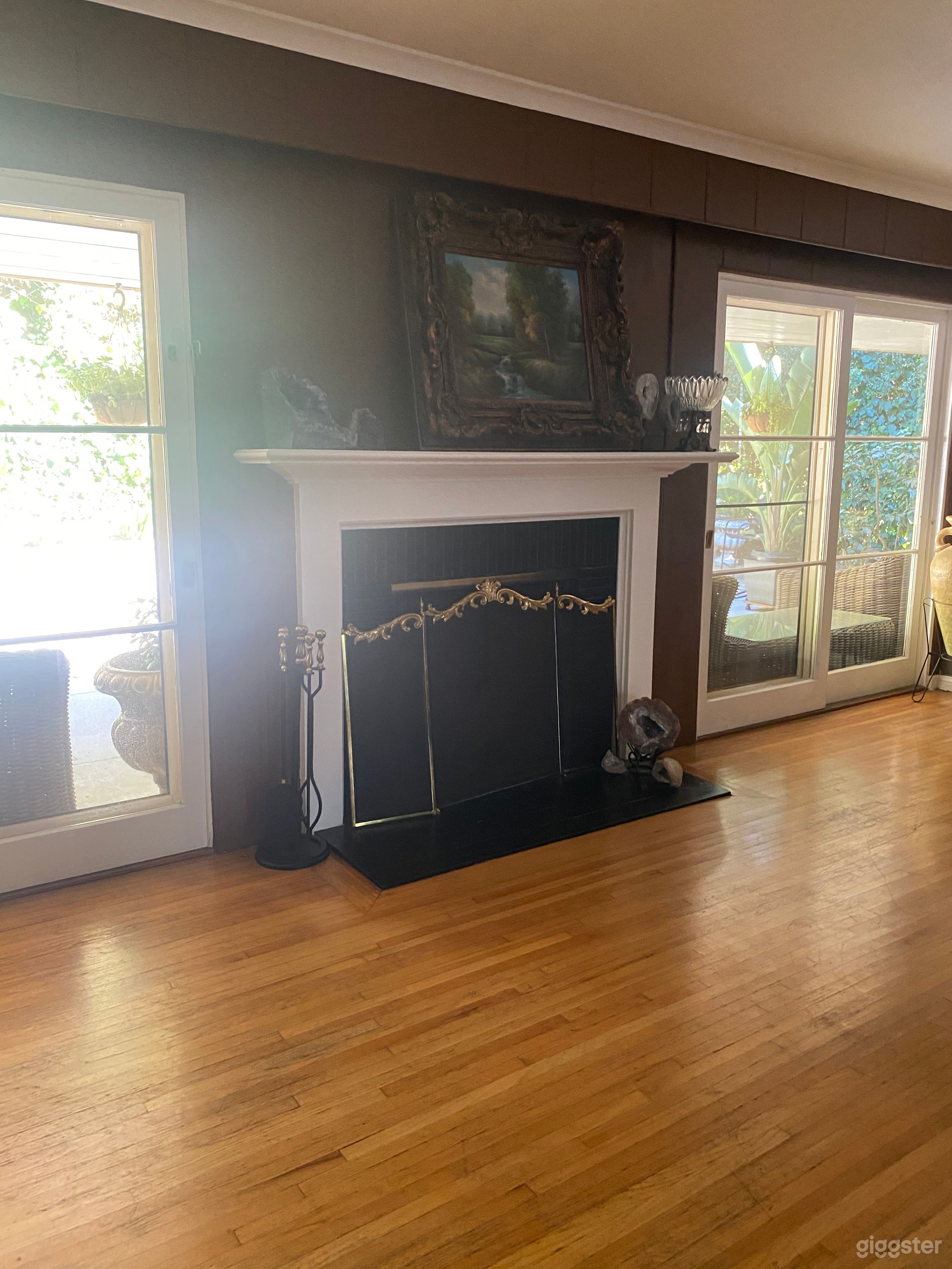 Beautiful Bel Air home perfect for film shooting. Photo 3