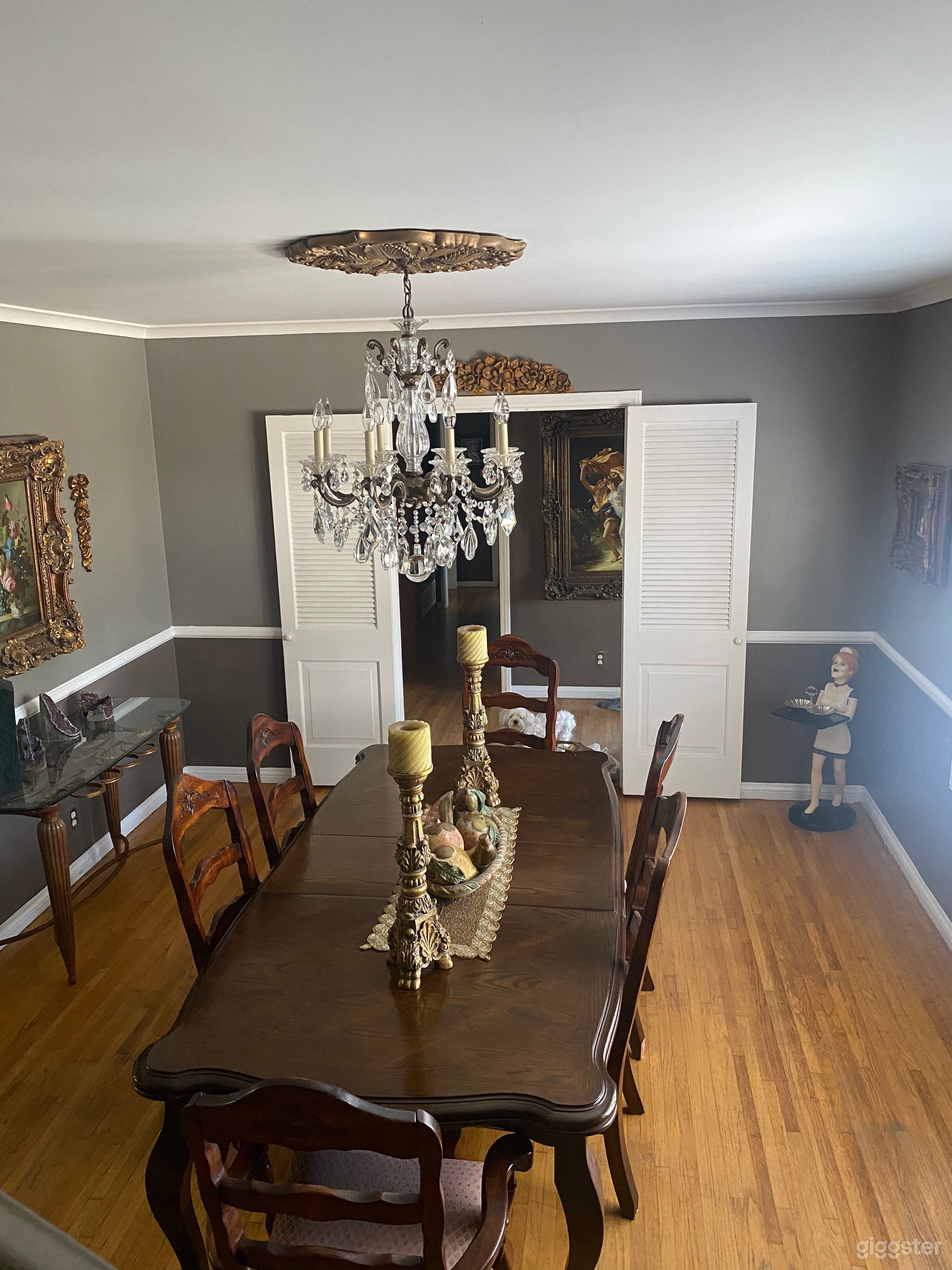 Beautiful Bel Air home perfect for film shooting. Photo 1