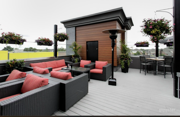  Lively Upper Terrace 