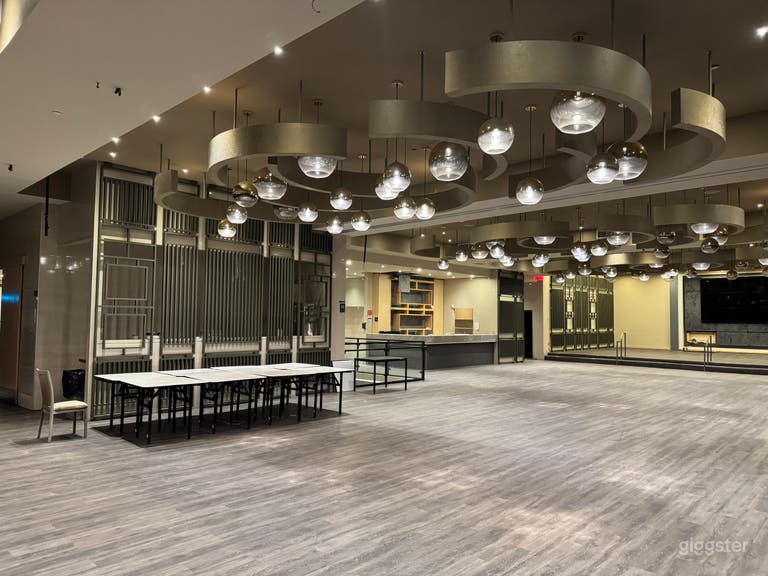  Large, well-lit 12,000 sq ft hall with kitchen and bar. 