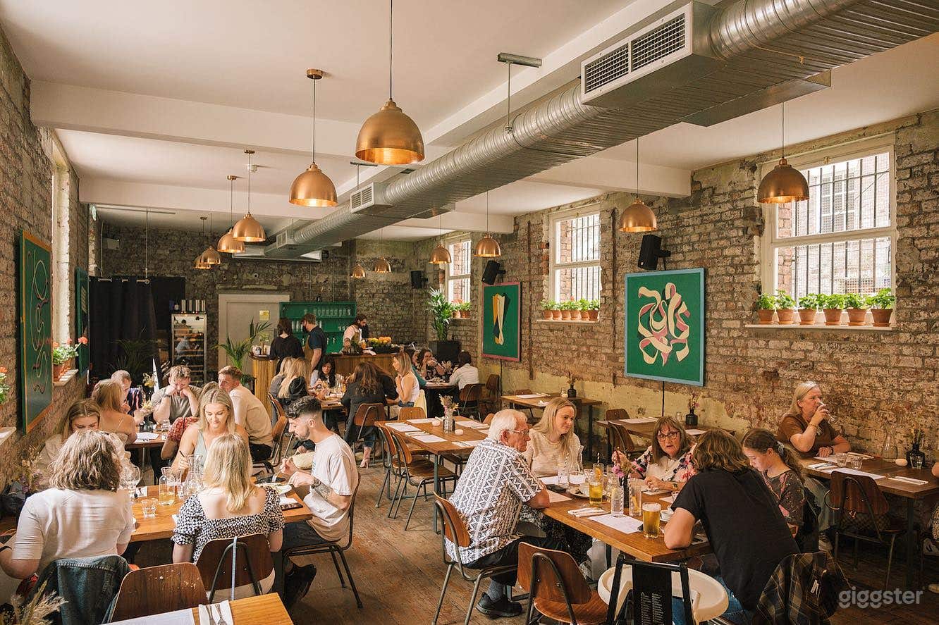 Homey Indoor Restaurant in Liverpool  Photo 1