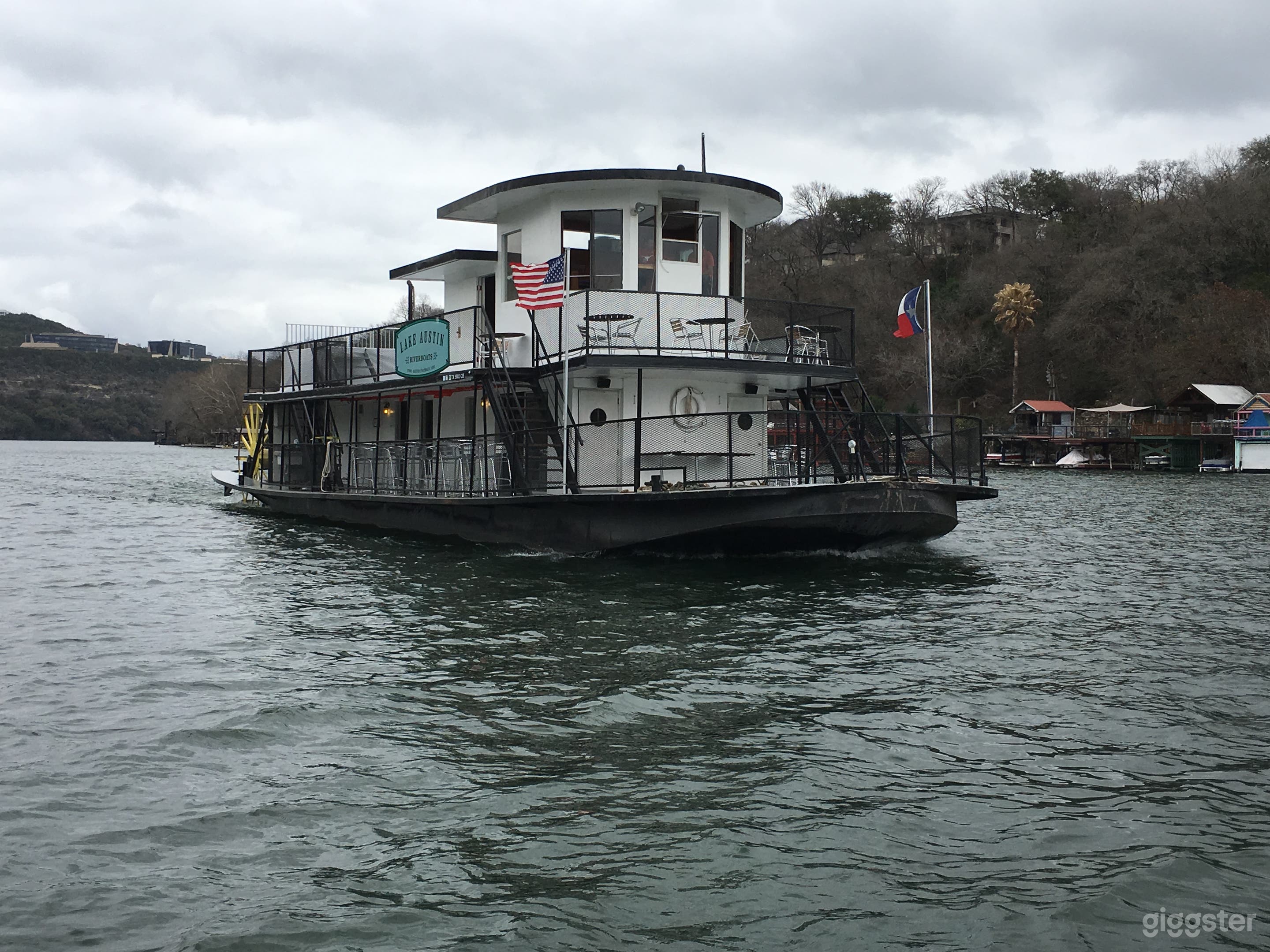 Lake Austin Riverboats Photo 4