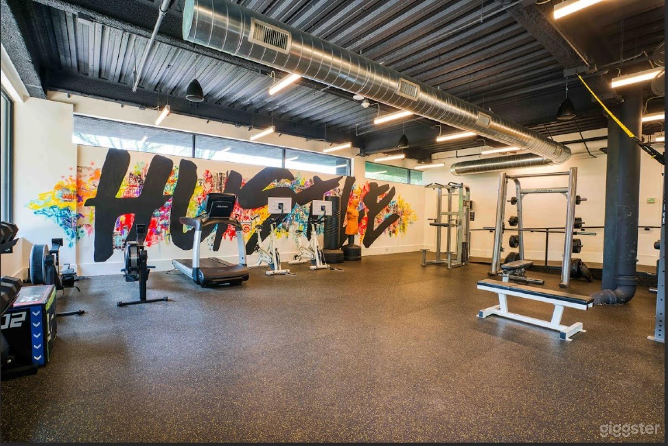 Dynamic And Fully Equipped Gym With Access To Locker Room Open For Filming Photo 4