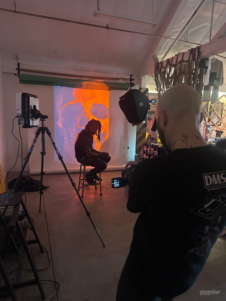  Multi-Disciplinary Creative Studio 