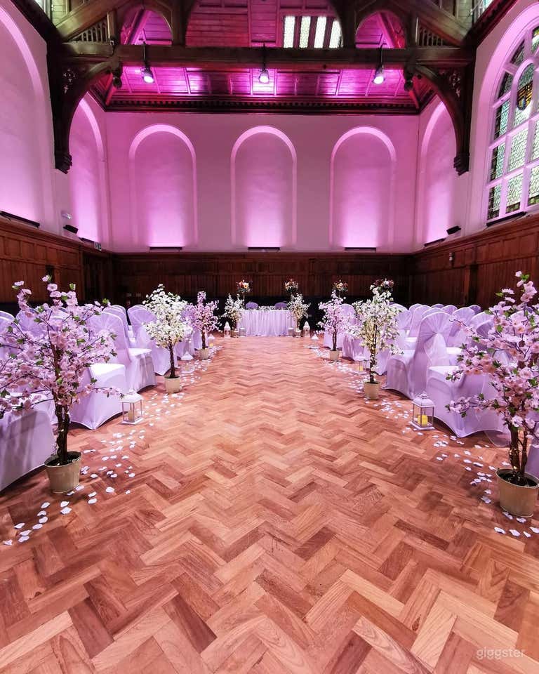  The Victorian Court Room 