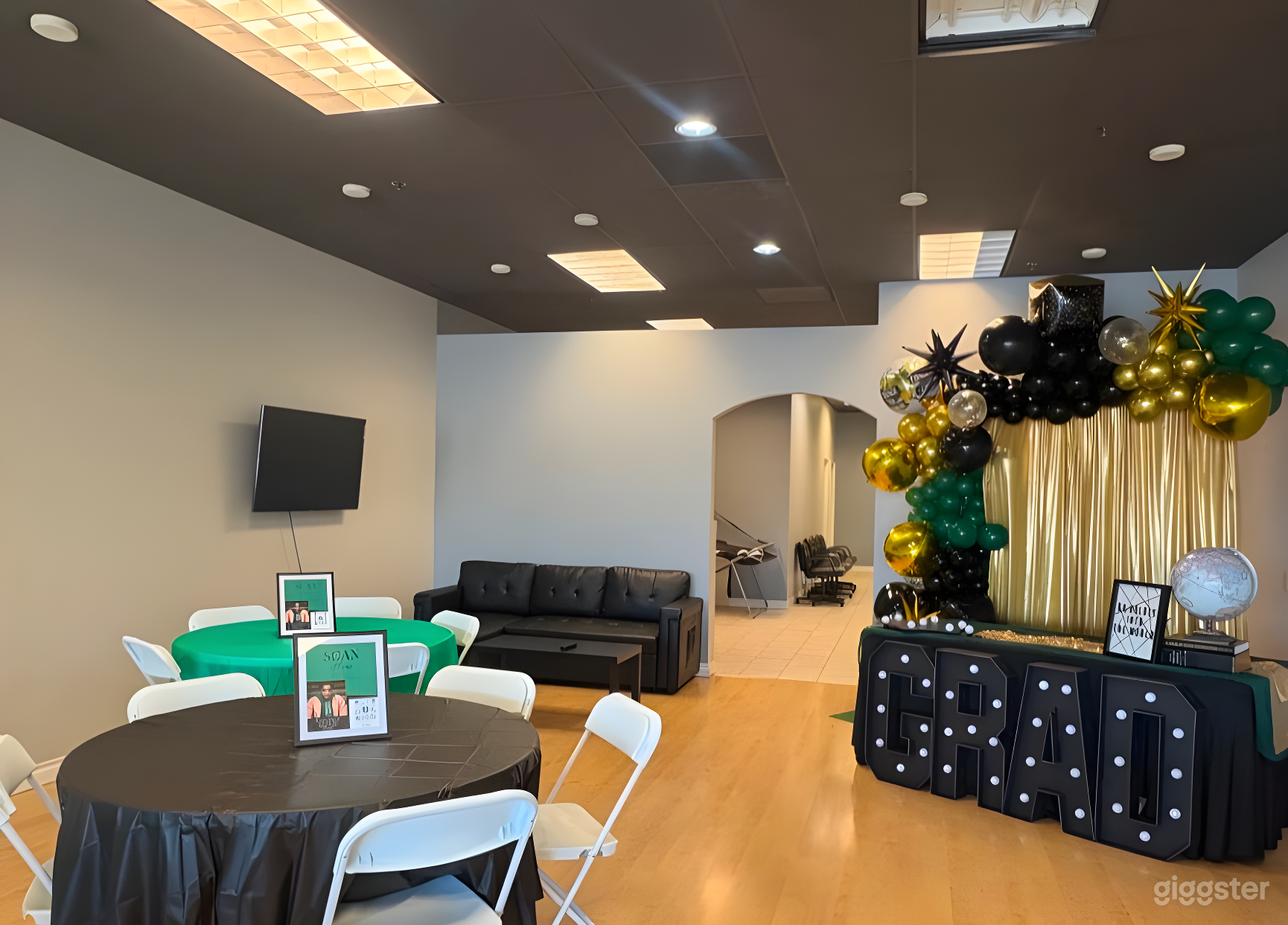 Modern &amp; Splendor Event Space Photo 4