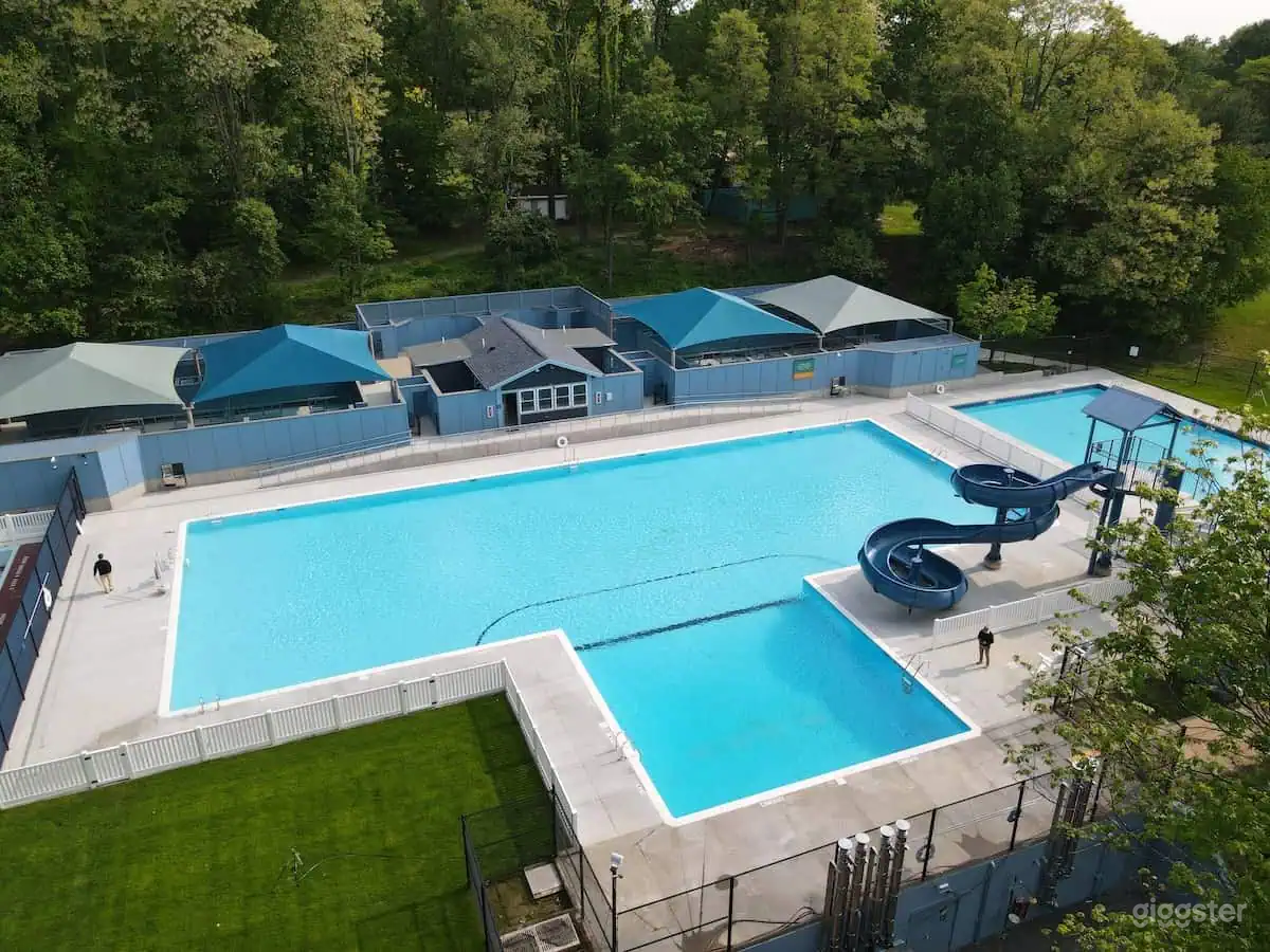 Multiple aquatics complexes (seasonal pools, water slides)