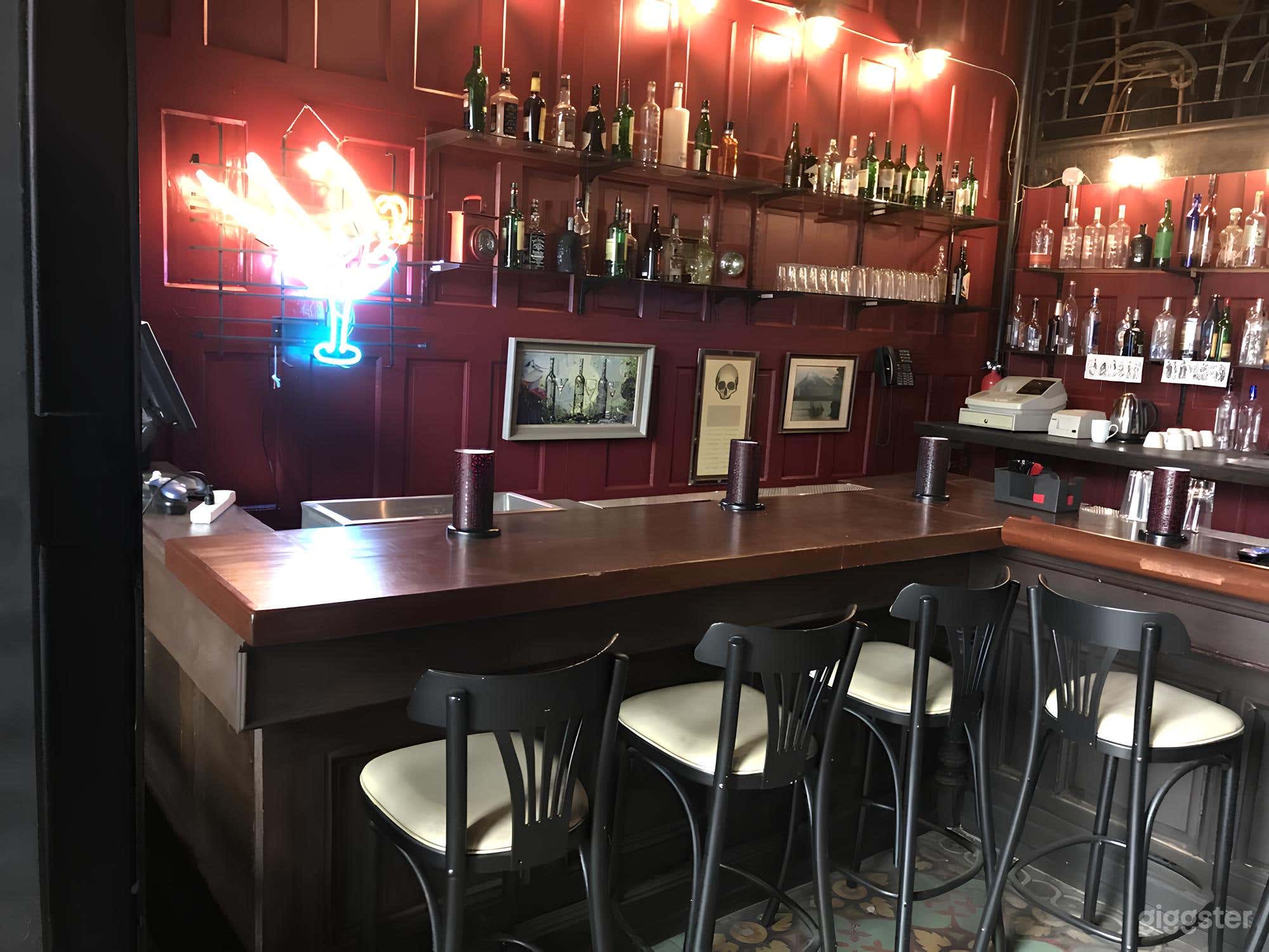 Real Villains Bar Photo 3