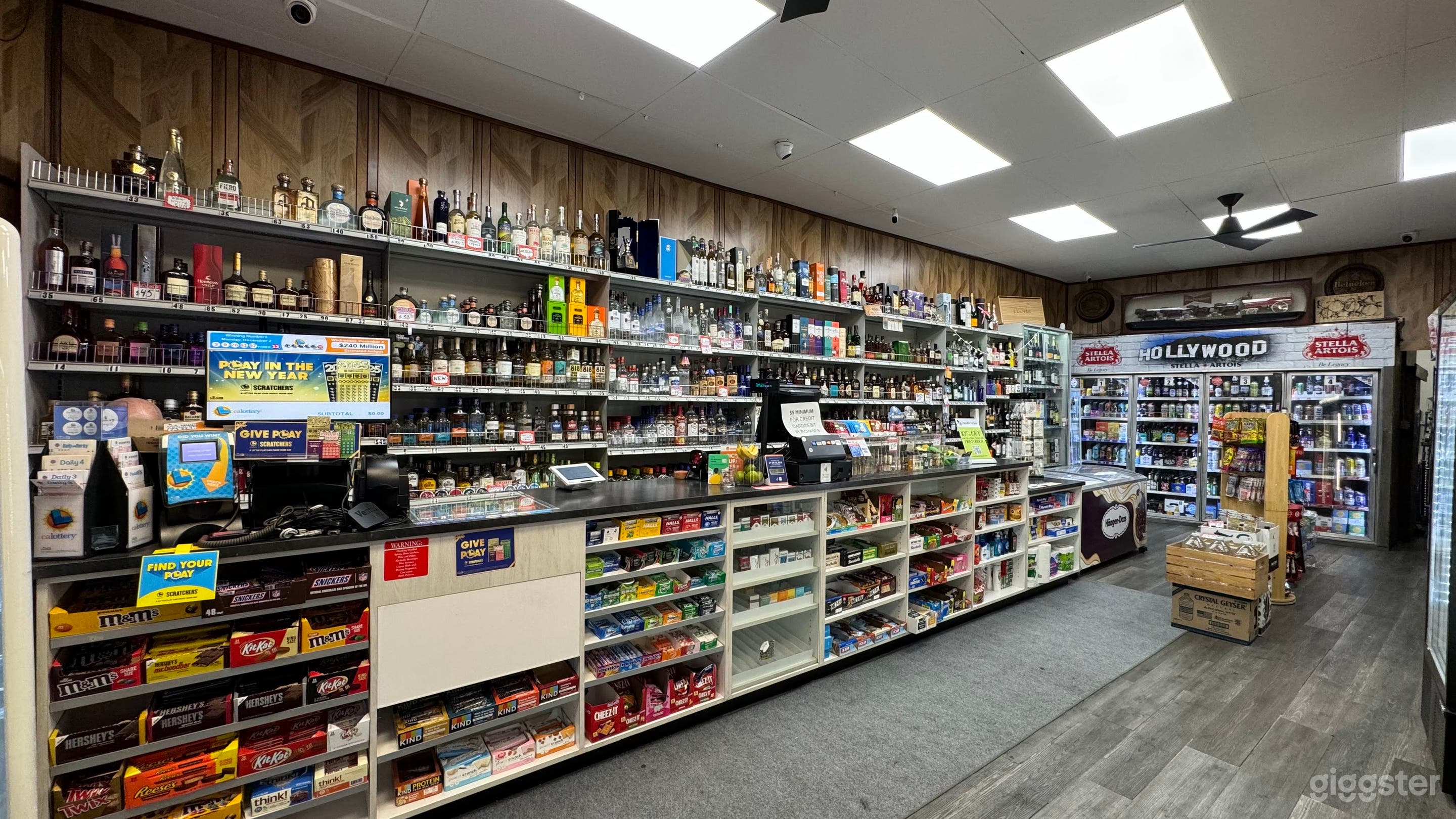 Liquor Store Location Hollywood  Photo 1