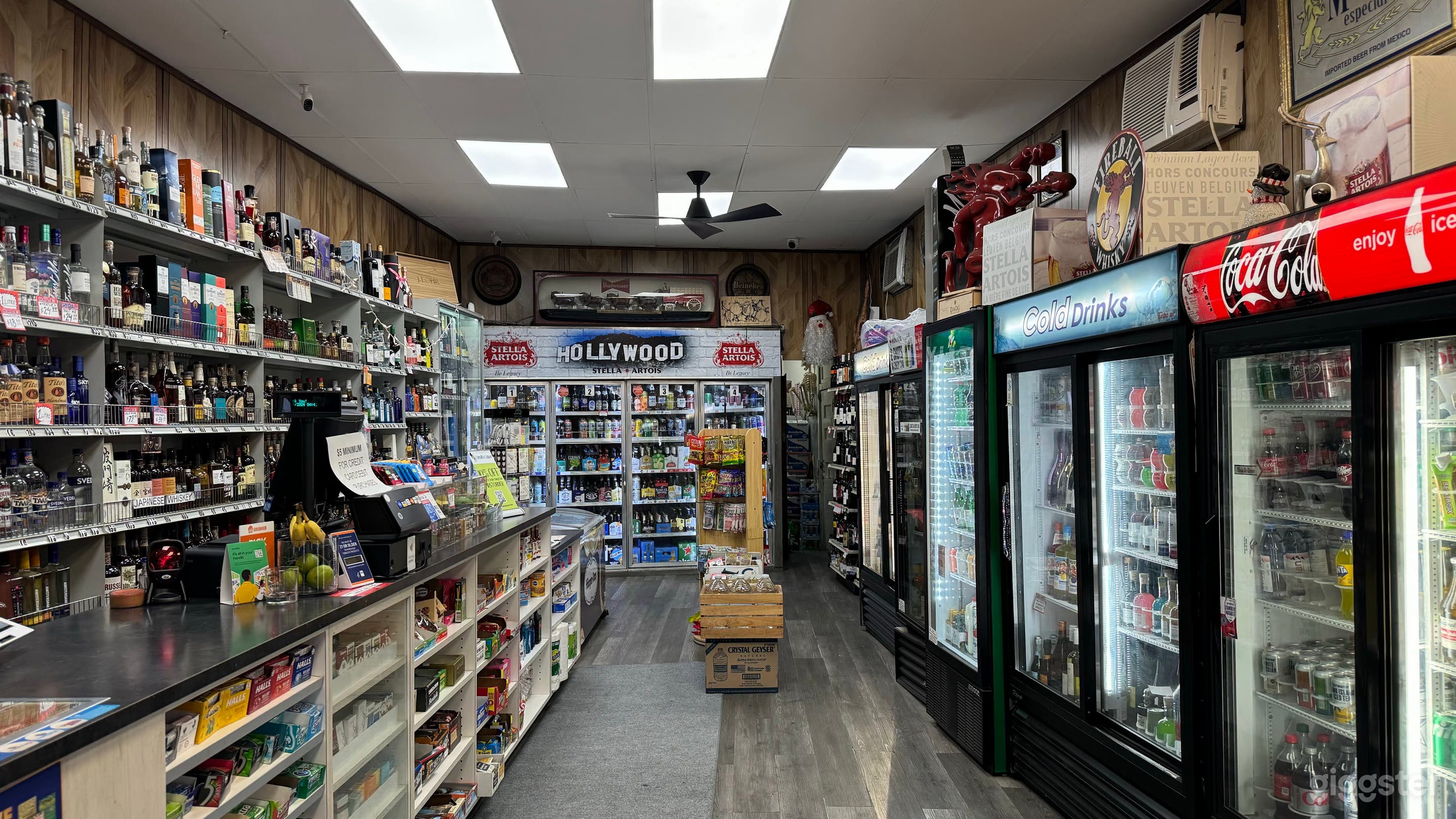 Liquor Store Location Hollywood  Photo 3