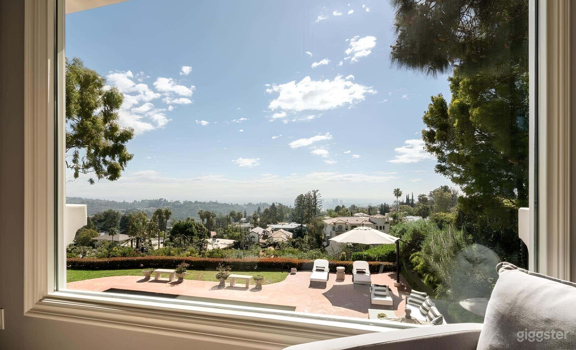 Bel Air Mansion – Pool, Mediterranean Style & Skyline Views Photo 3