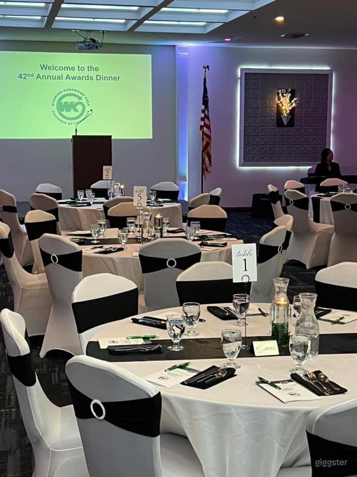 Elegant Banquet Hall in Kentwood Photo 3