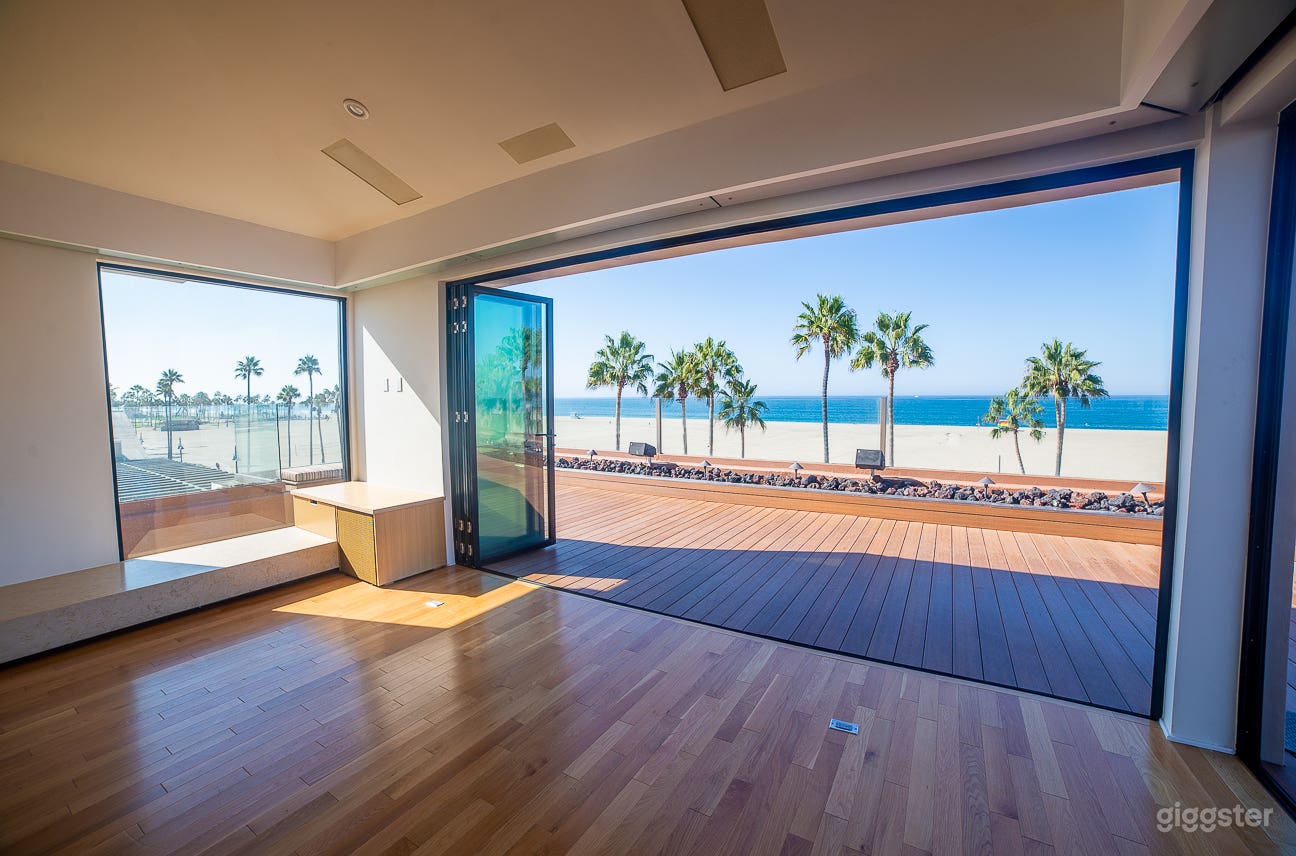 Best Venice Beach Front Rooftop Penthouse Photo 3