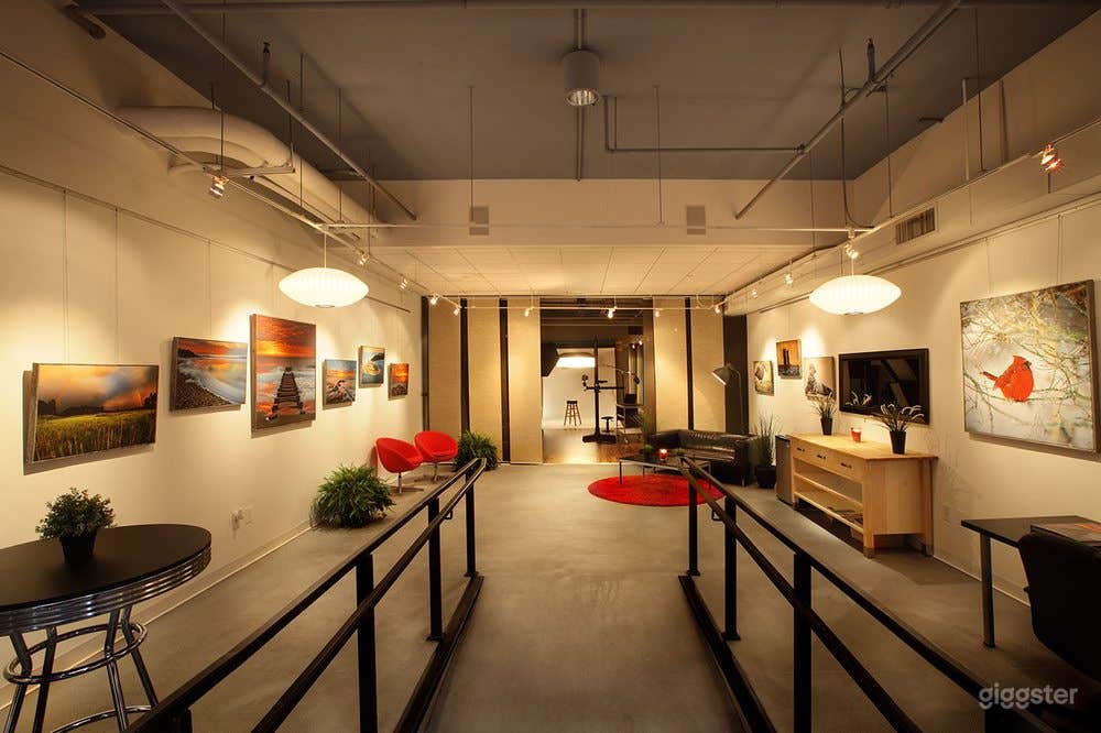 Perfect for Meetings &amp; Party Studio in Wilmington Photo 3