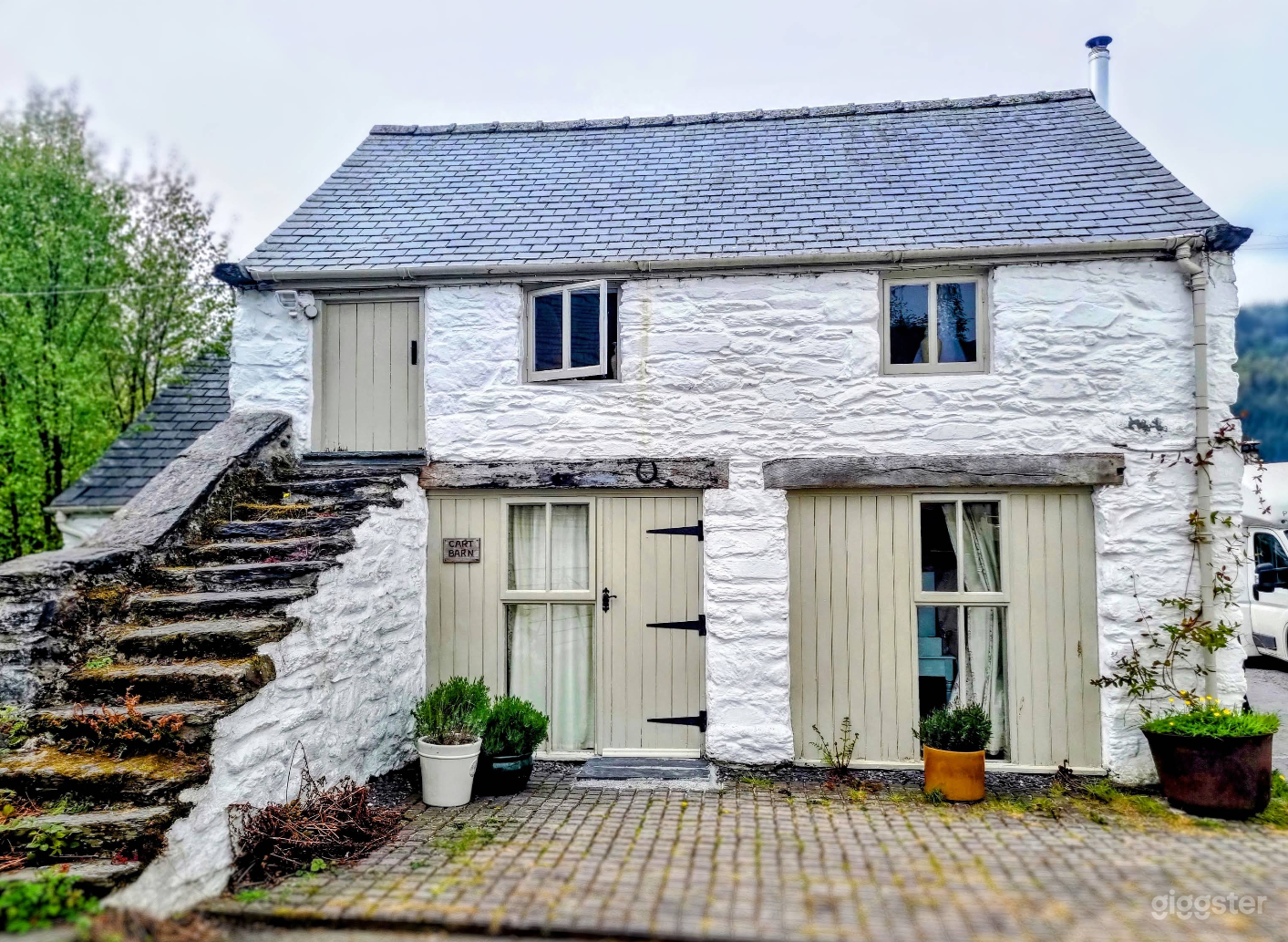 THE CART BARN Photo 1