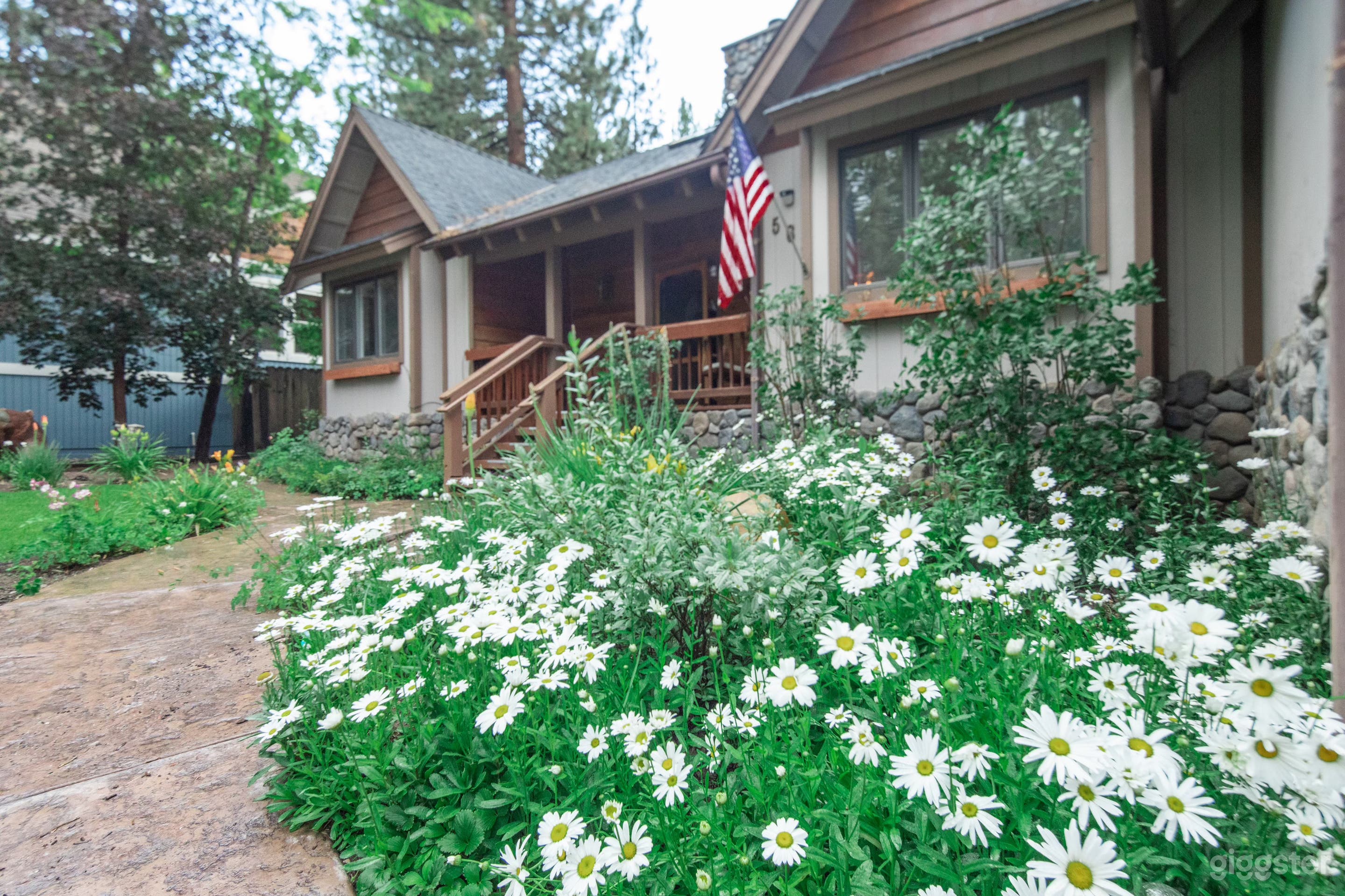 Beautifully refurbished modern mountain home Photo 1