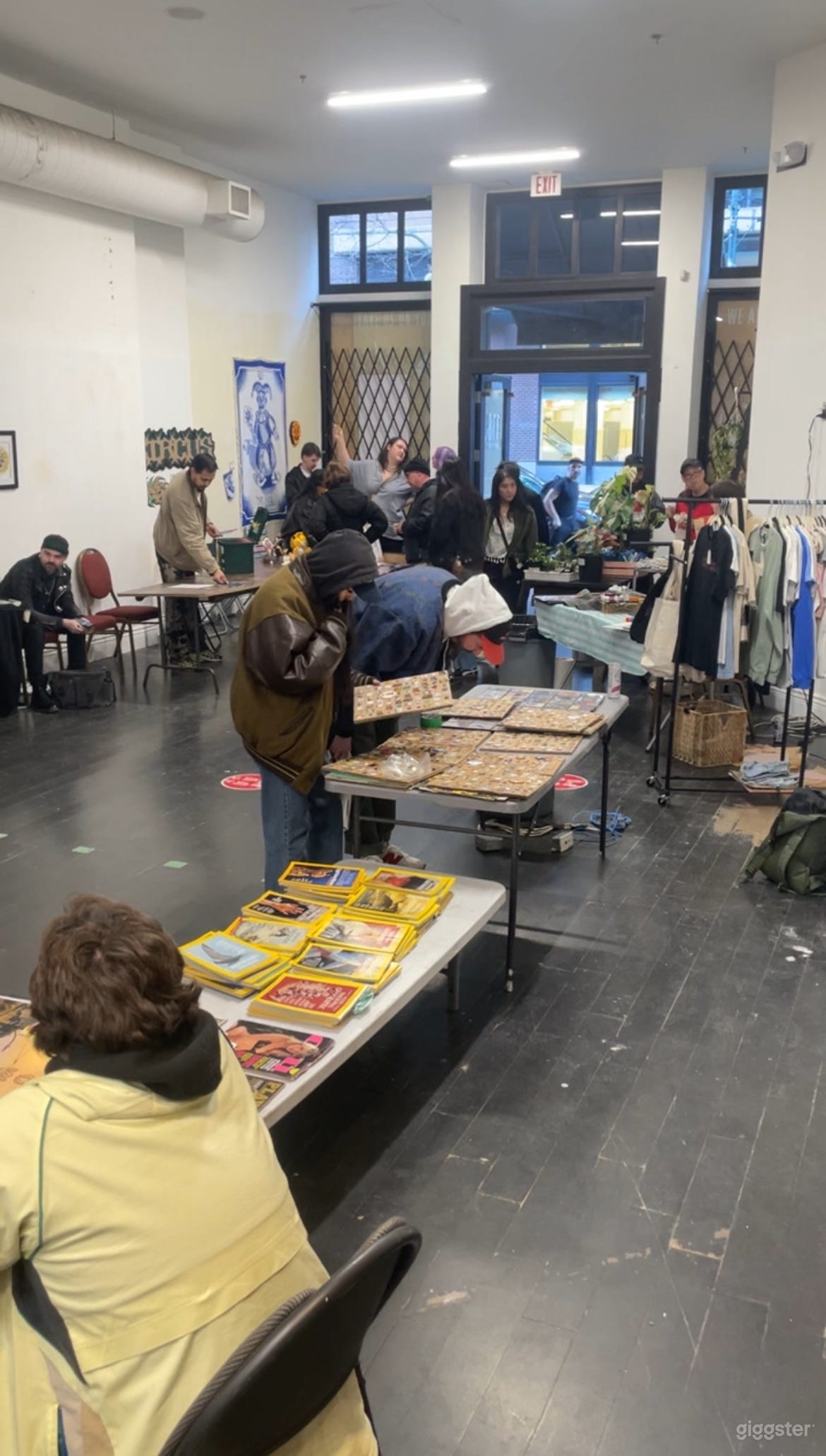 Gastown Ground Level Space with Tall Ceilings Photo 3