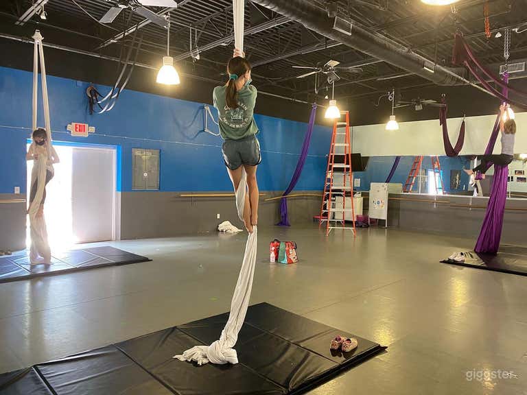  Versatile Dance 4-Studio  Buyout in Atlanta 