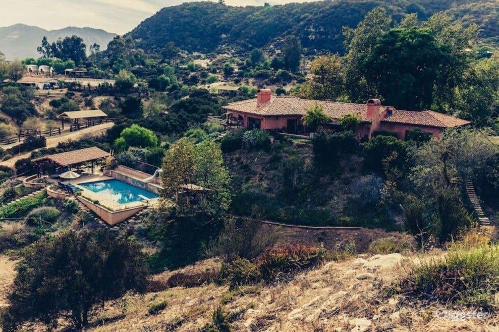  Inviting Large Pool in Spanish Topanga Photo 3