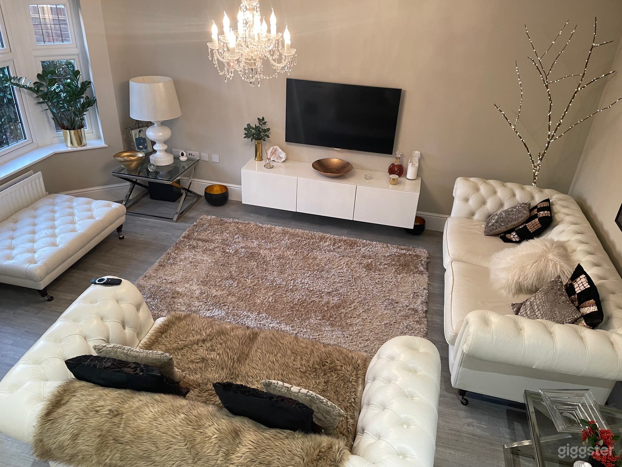 Traditional English House Photo 4