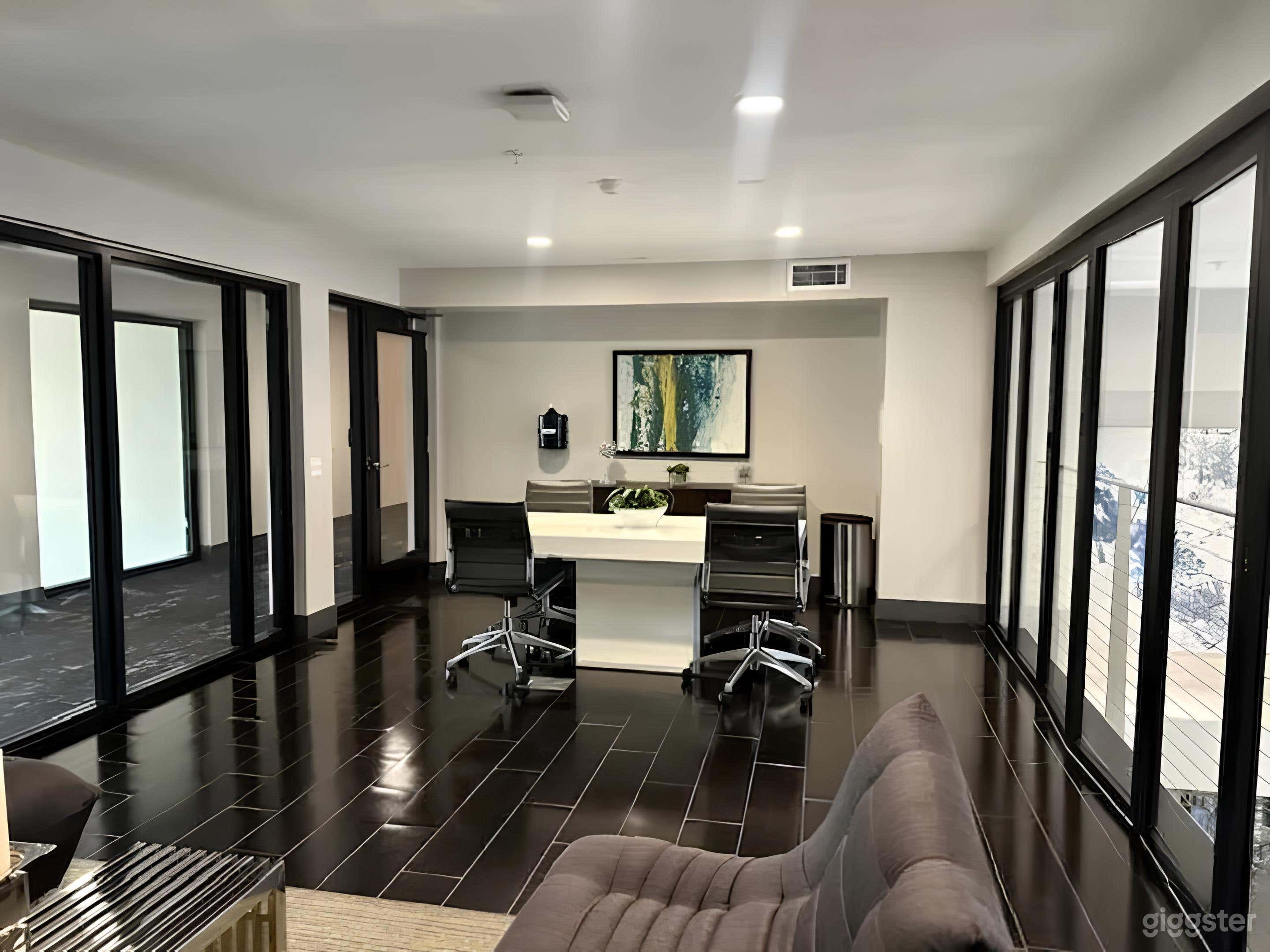 Modern Executive Style Meeting and Lounge Space Photo 2