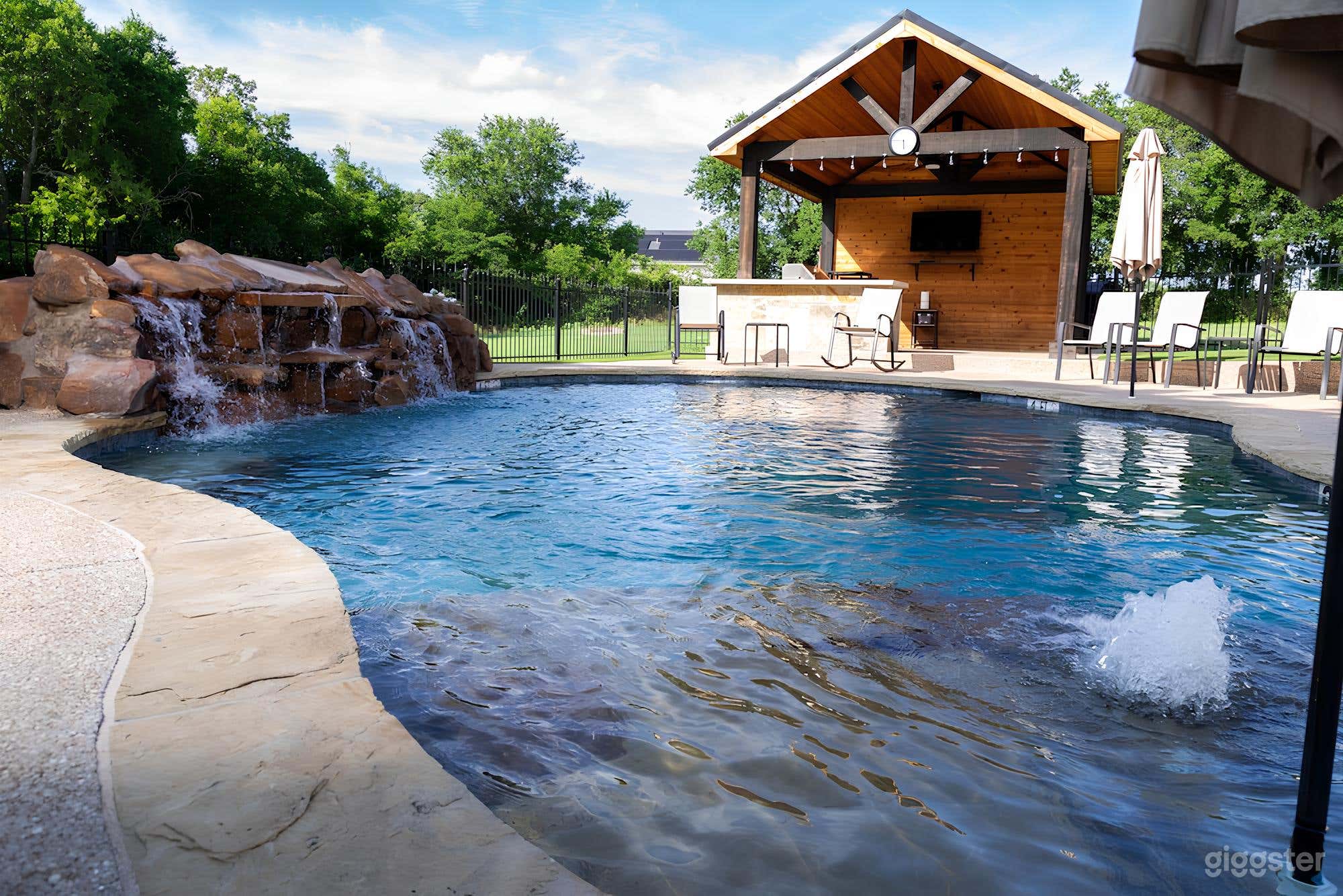 Party Oasis &amp; Pool Photo 1