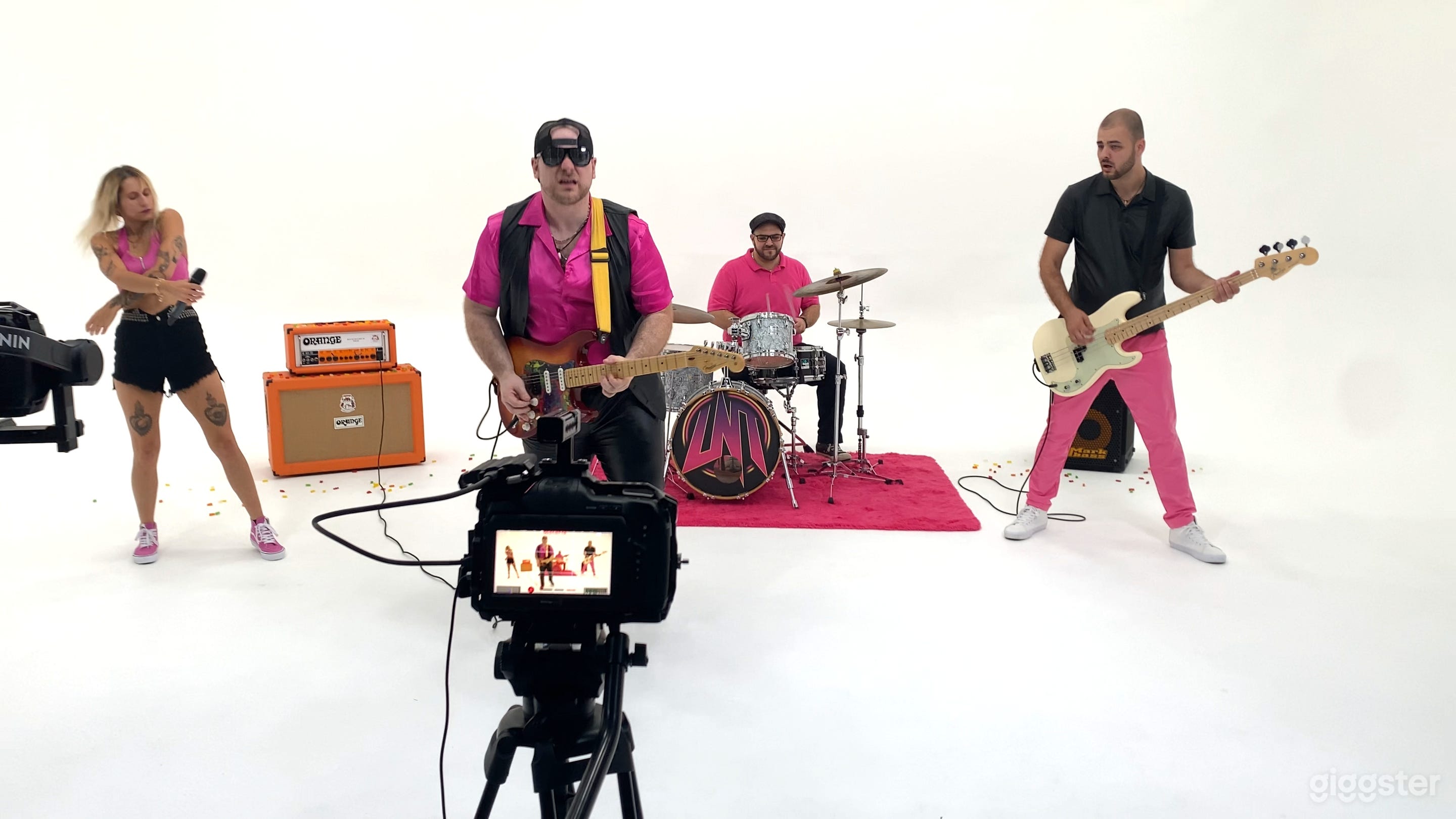 Spacious Cyclorama Studio Photo 4