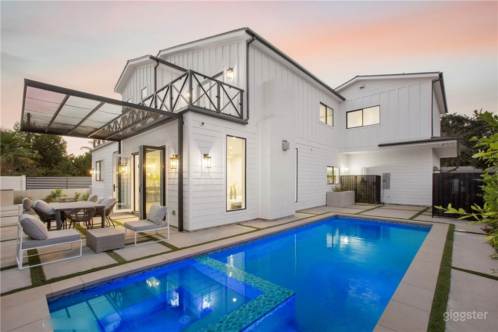 Breathtaking Pool in a 4000 Sq Ft Residence Photo 1