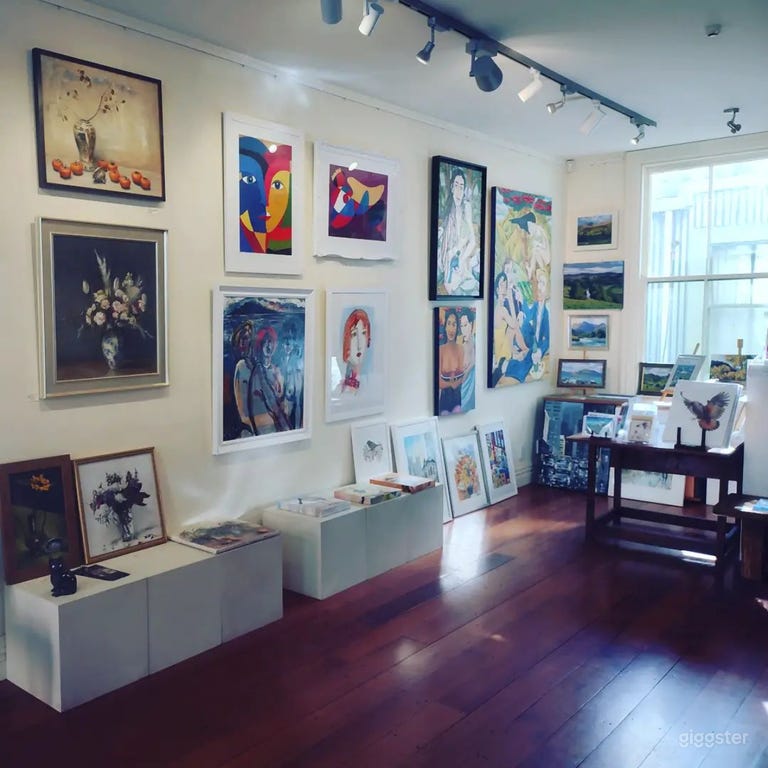  La Galerie Art House 