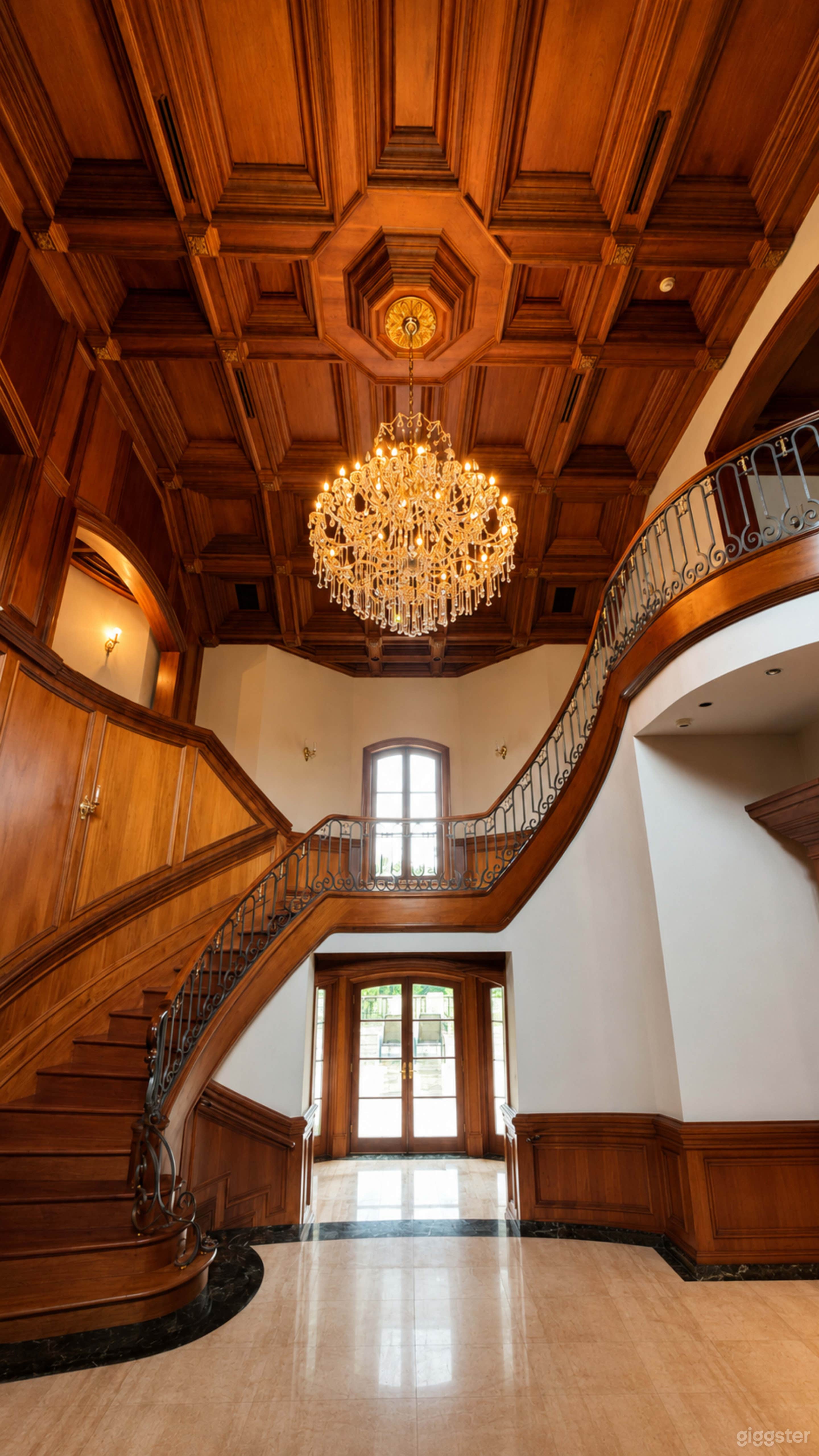 Luxury Mansion with Grand Ballroom Photo 3