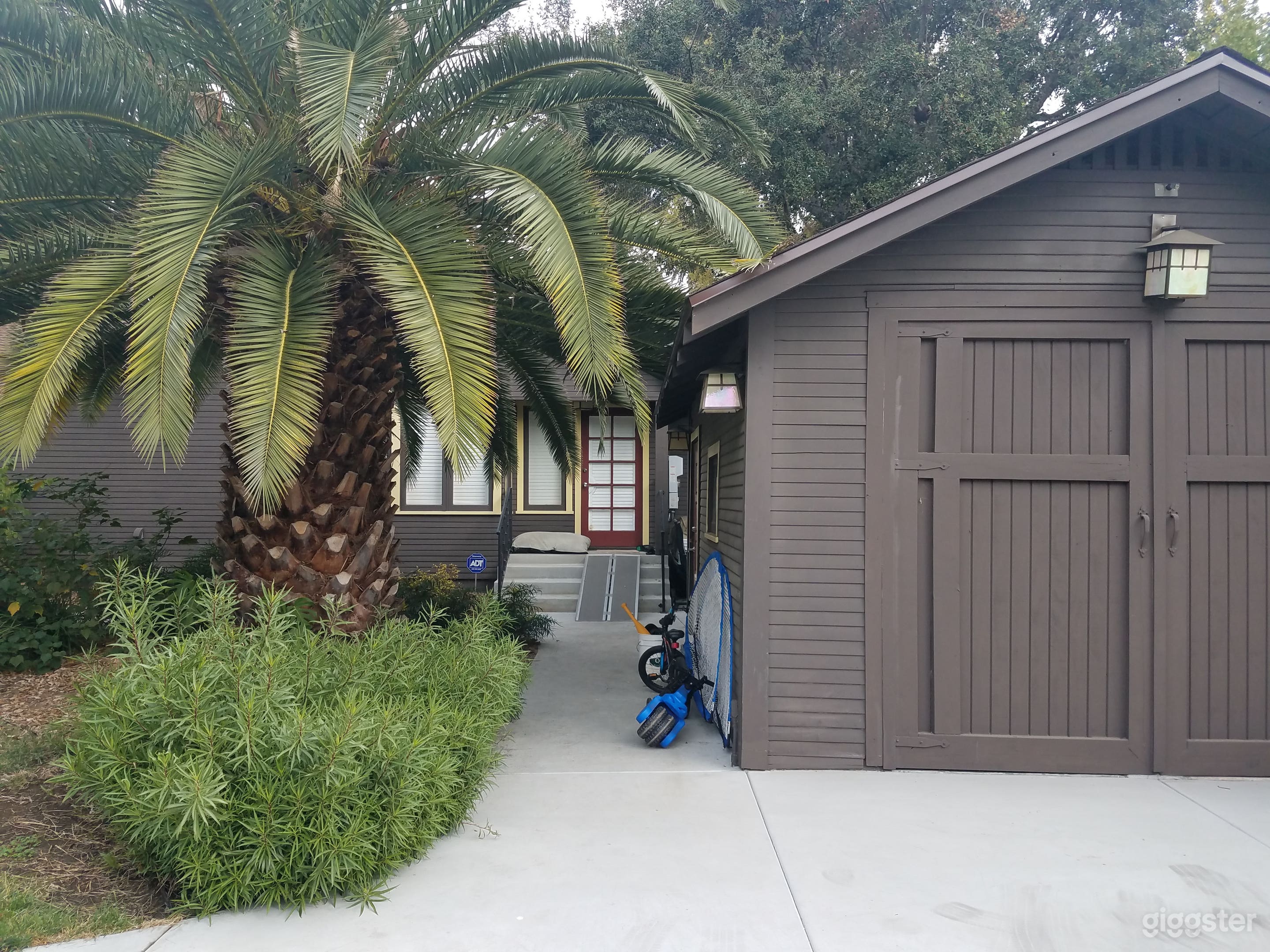 Backyard + garage (office)