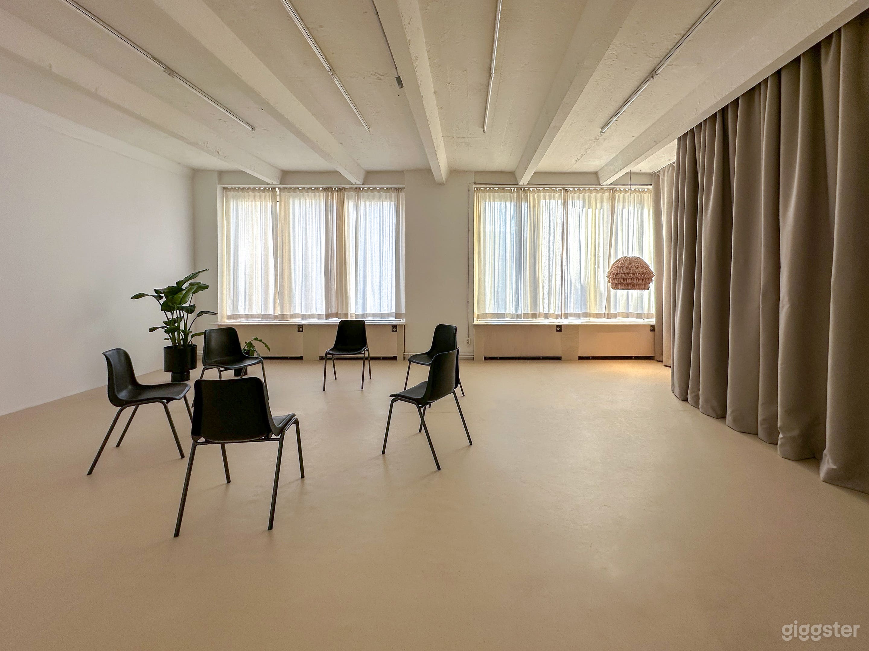 Daylight Photostudio in Neukölln, Berlin Photo 4