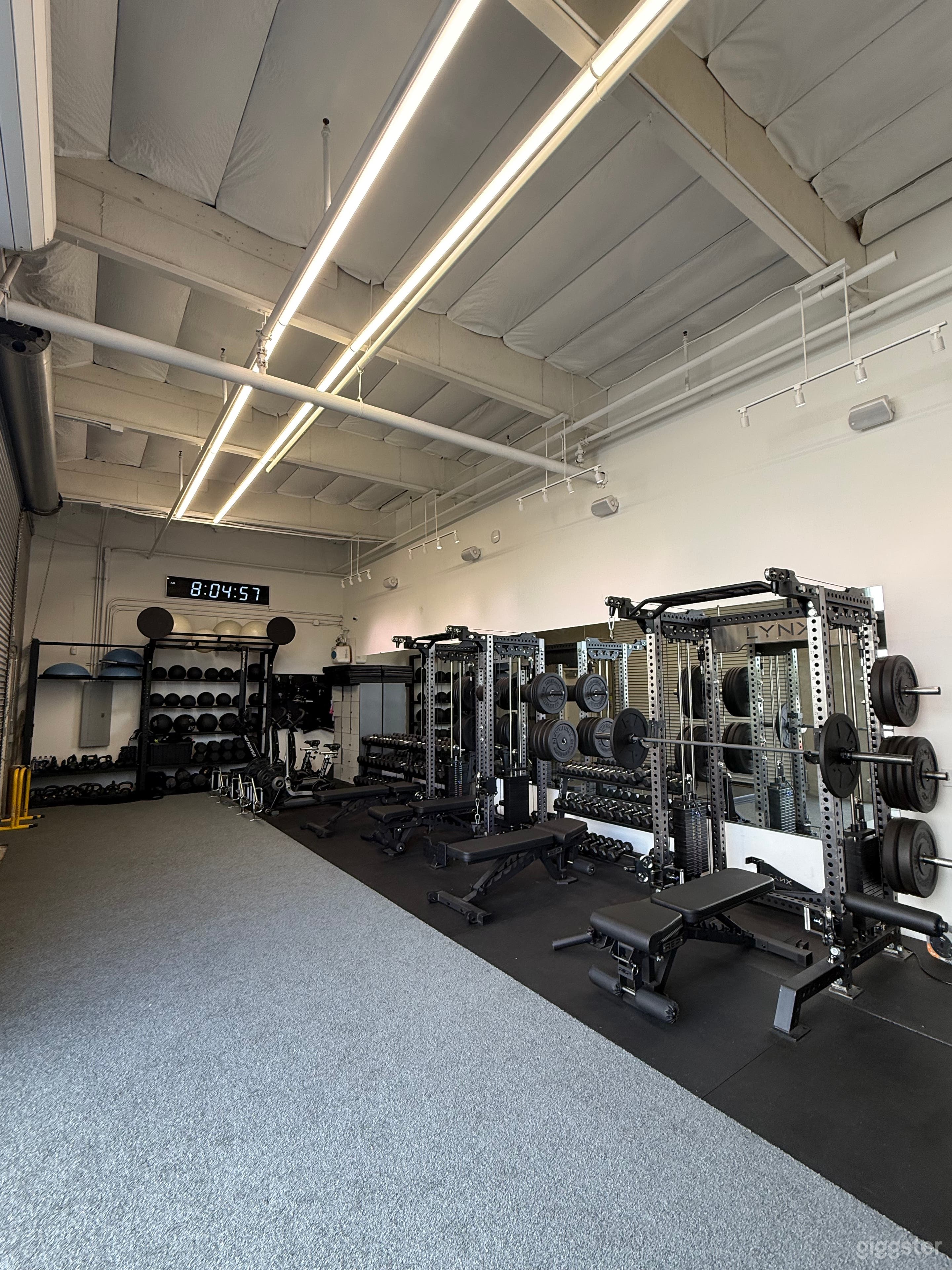 dance studio / gym & kickboxing space Photo 3