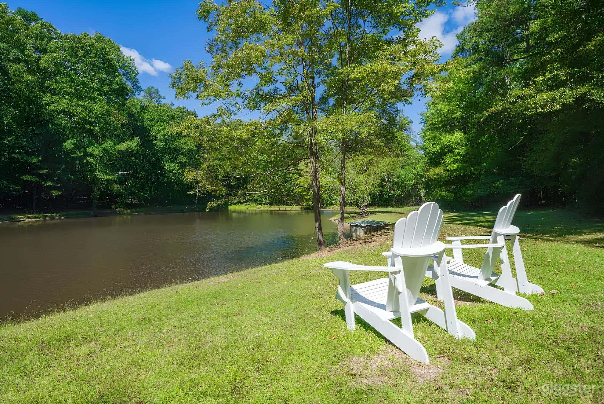  Tranquil Lakeside Haven Photo 1