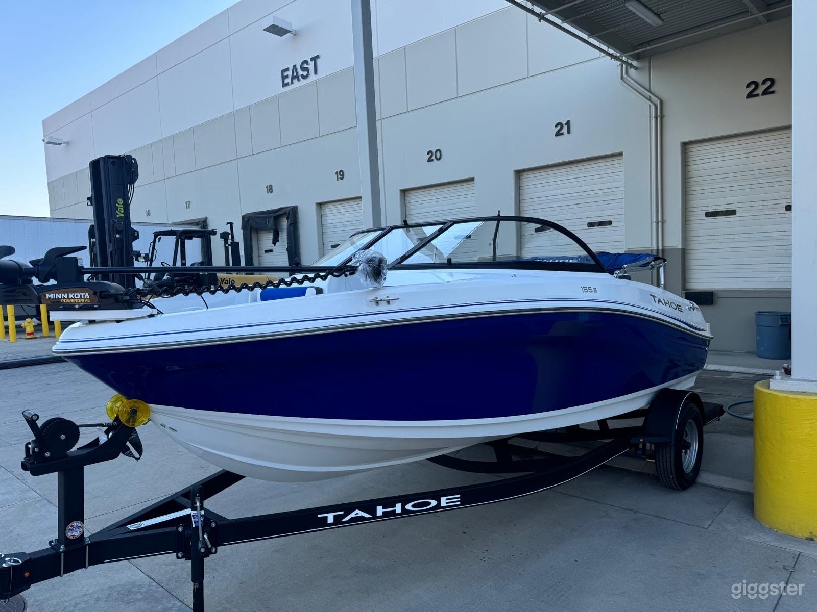 Unique, beautiful boat available for filming! Photo 2