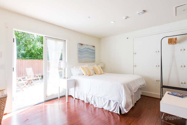  Captivating Garden Oasis: A Serene Haven 