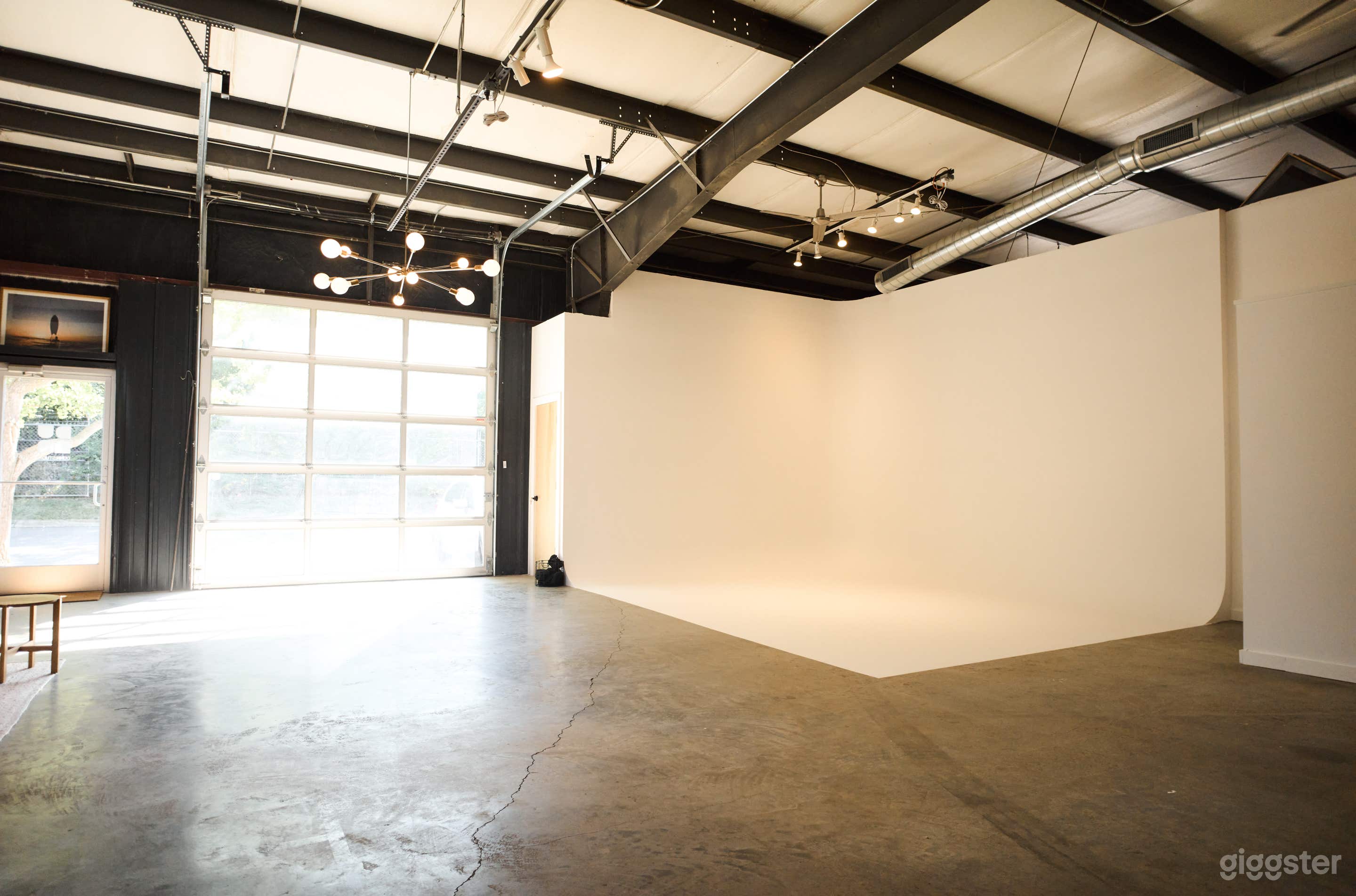 Premium photo studio and event space in Nashville Photo 3