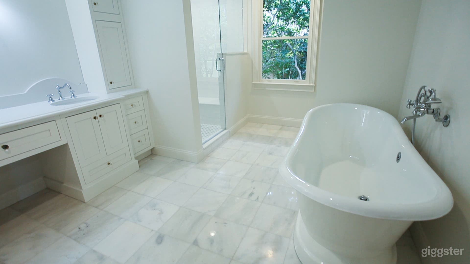 Brookhaven Renovated Ranch Photo 3