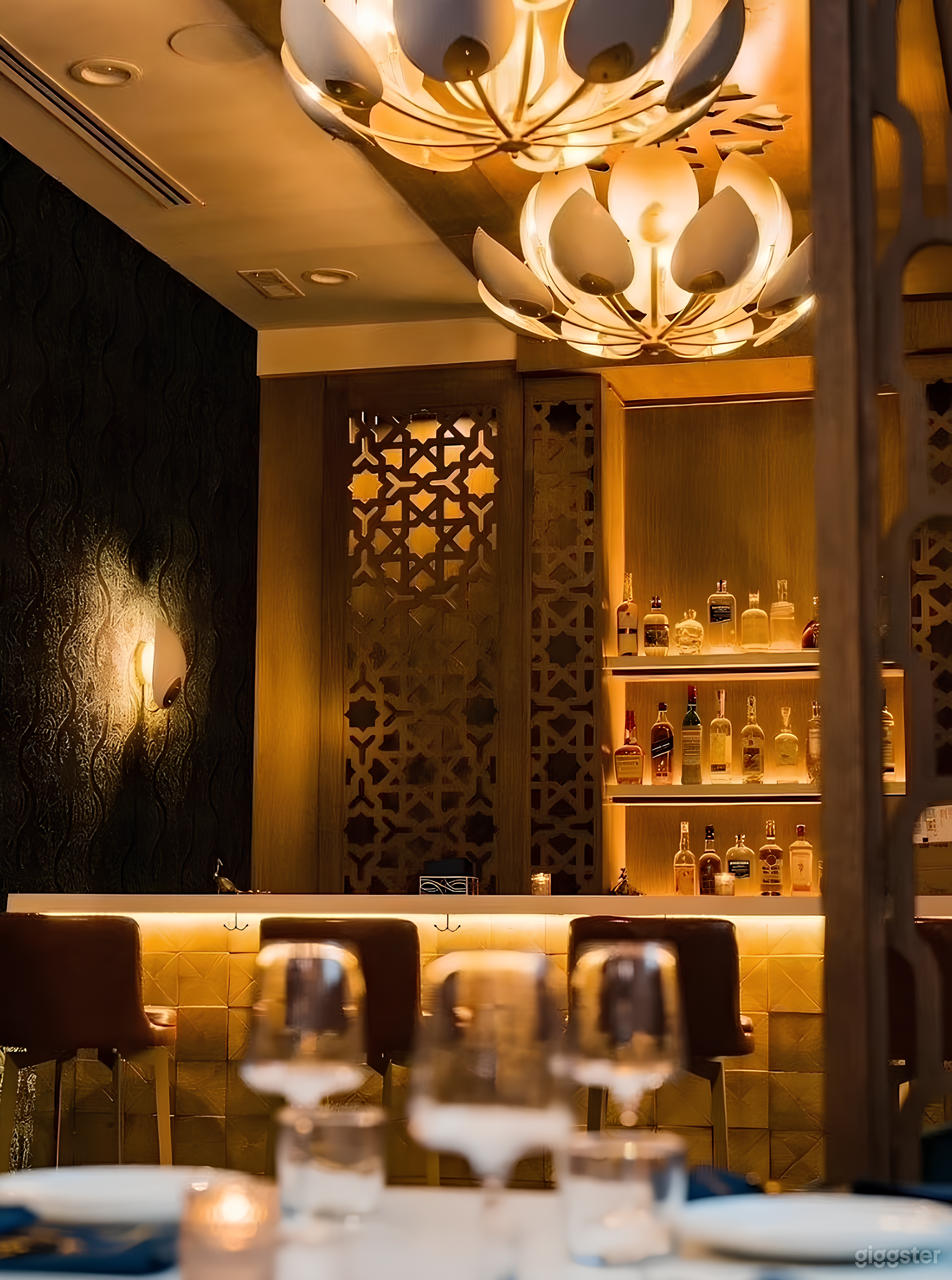 Sheytooni Room – Intimate Private Dining Space with Bar Photo 2