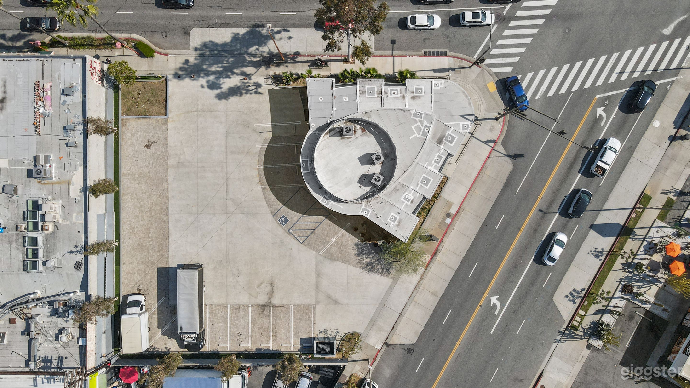 Modern Event space  Photo 3