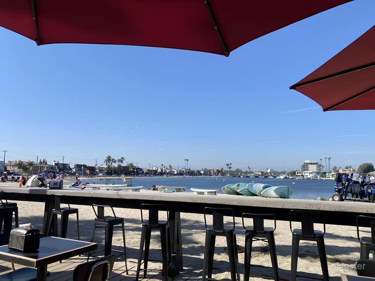  Beach Front Food Shack Restaurant 