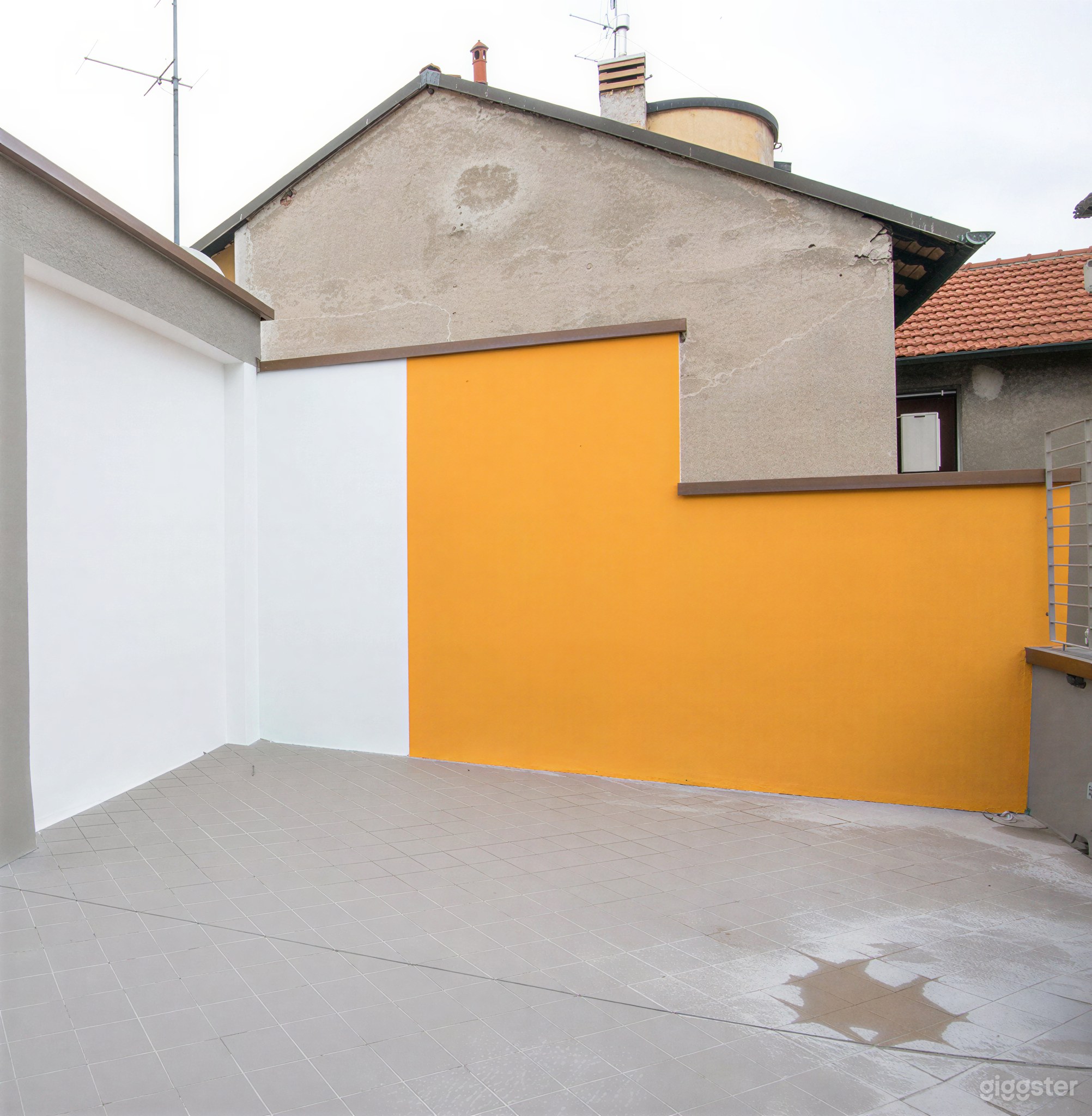 Foto di Terrazza Luminosa per Shooting Fotografici a Milano 4