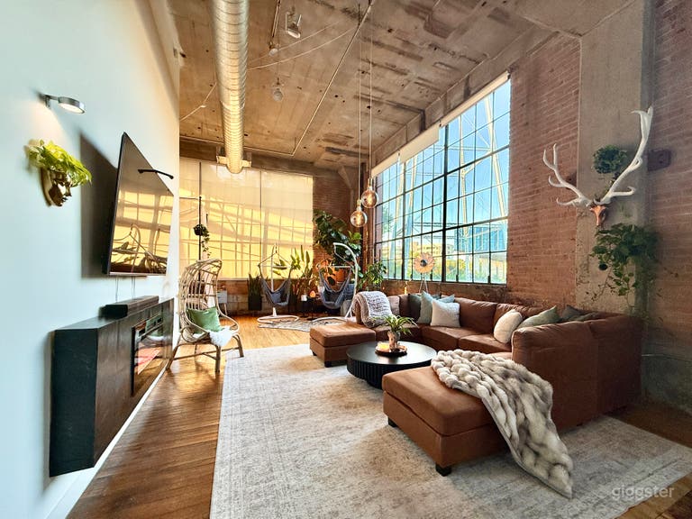  Industrial Loft for Portrait and Editorial Shoots 