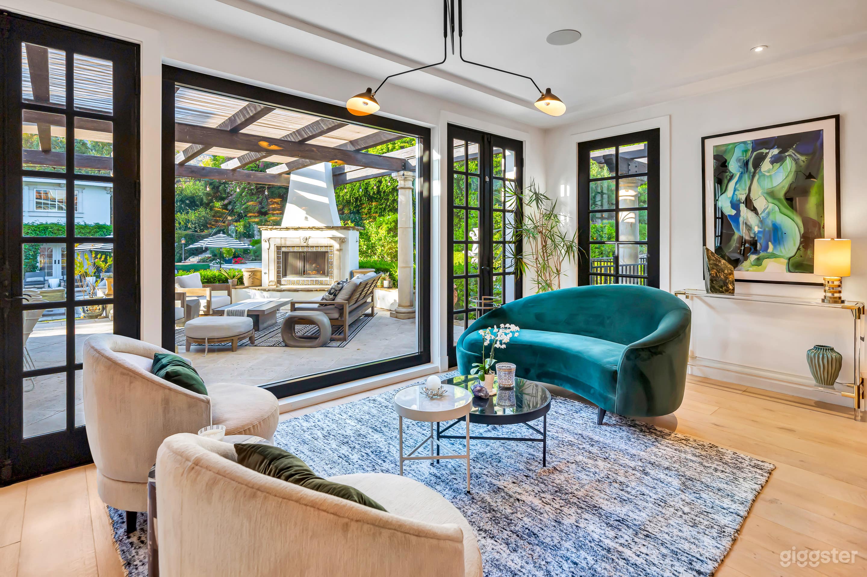 Luxury Malibu Hillside Estate w/ Pool & Mountain View Photo 4