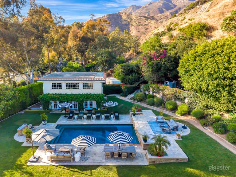  Luxury Malibu Hillside Estate w/ Pool & Mountain View 