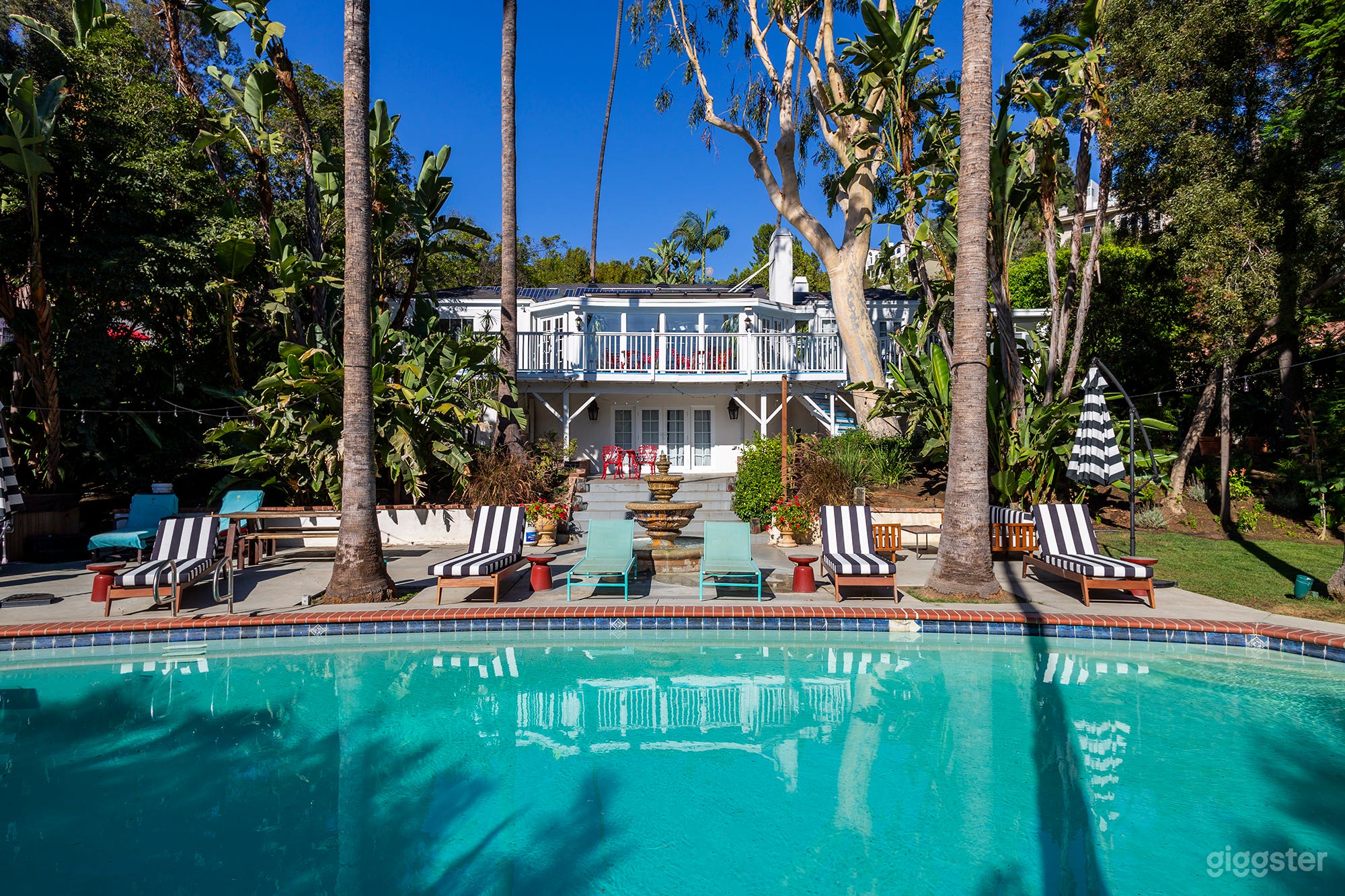 Eleven Palms Photo 1