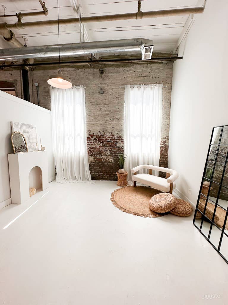  Multipurpose Studio Loft in Germantown 