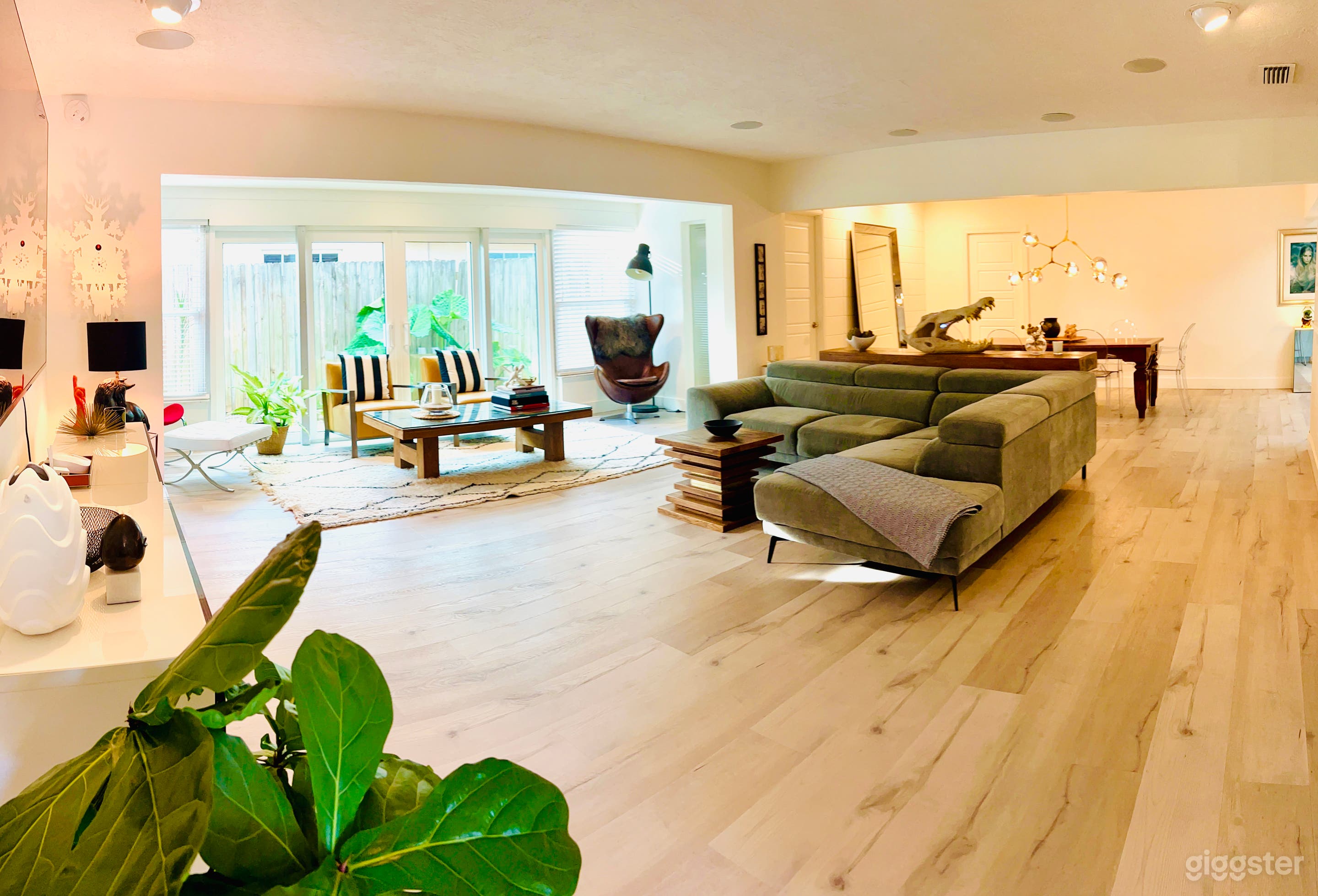 Open Modern Living Space with Scandinavian Design Photo 1