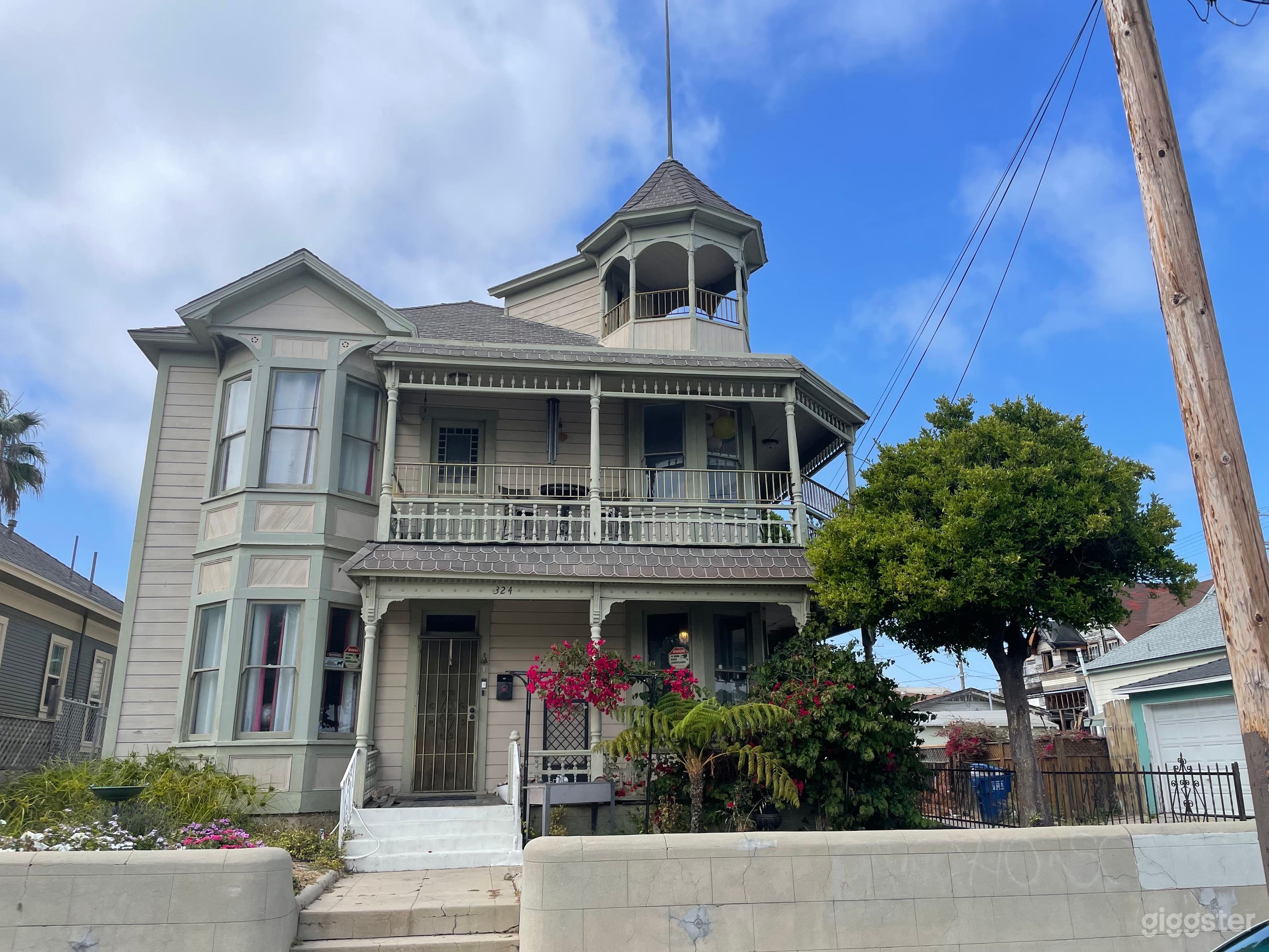 1897 Victorian Home / LA Historic Monument Photo 2